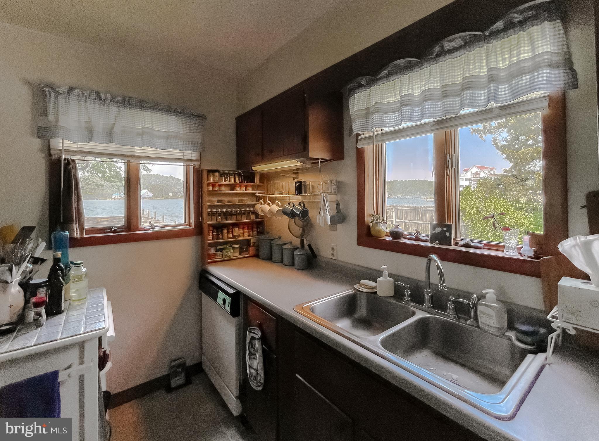 14701 MACARTHUR DRIVE