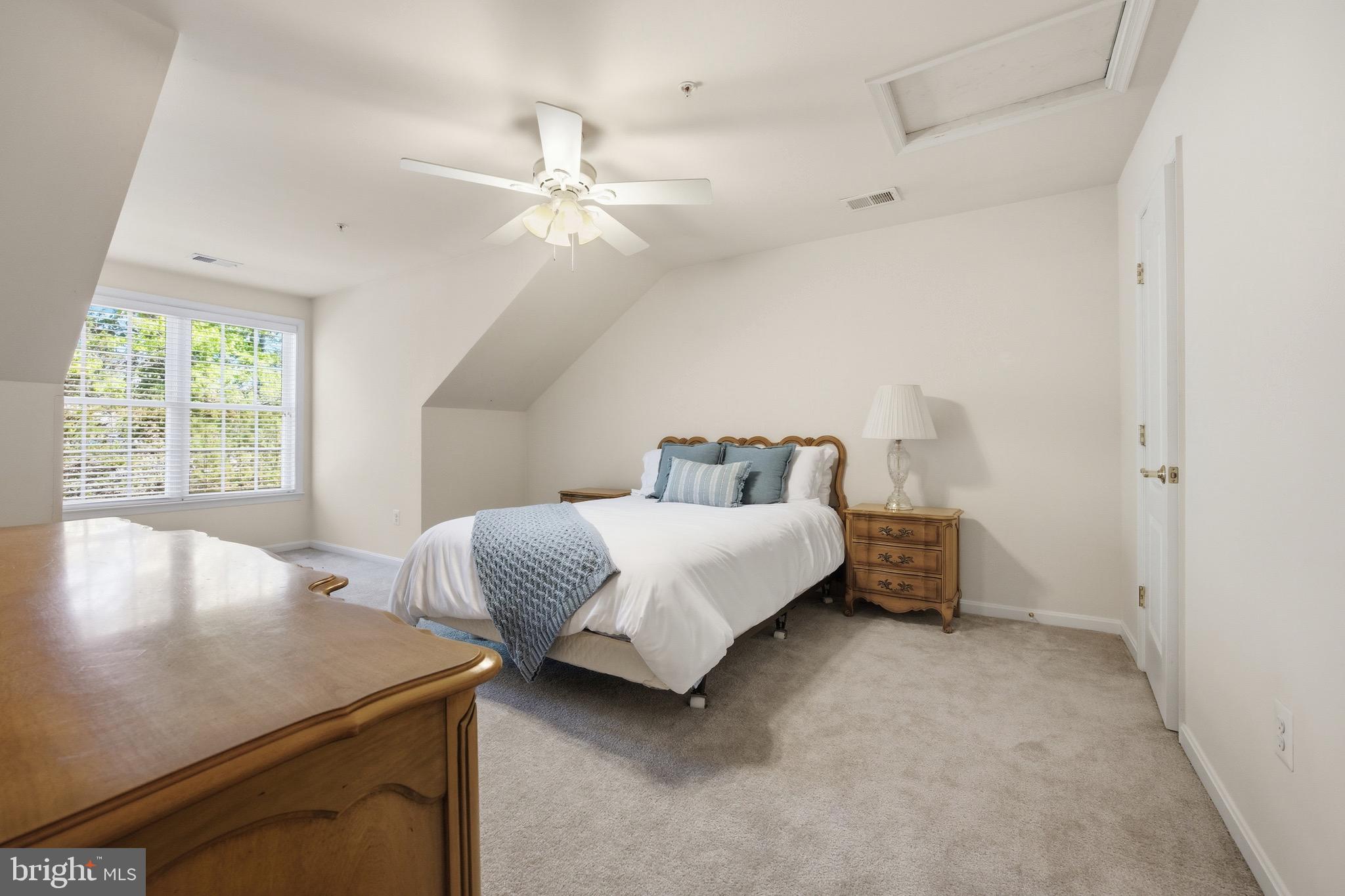 THE VILLAS OF ROCK OAK - Residential