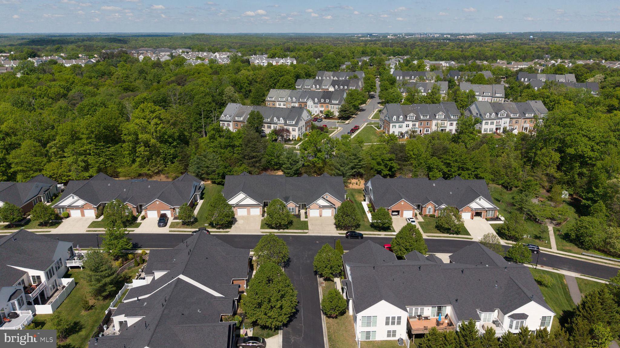 THE VILLAS OF ROCK OAK - Residential