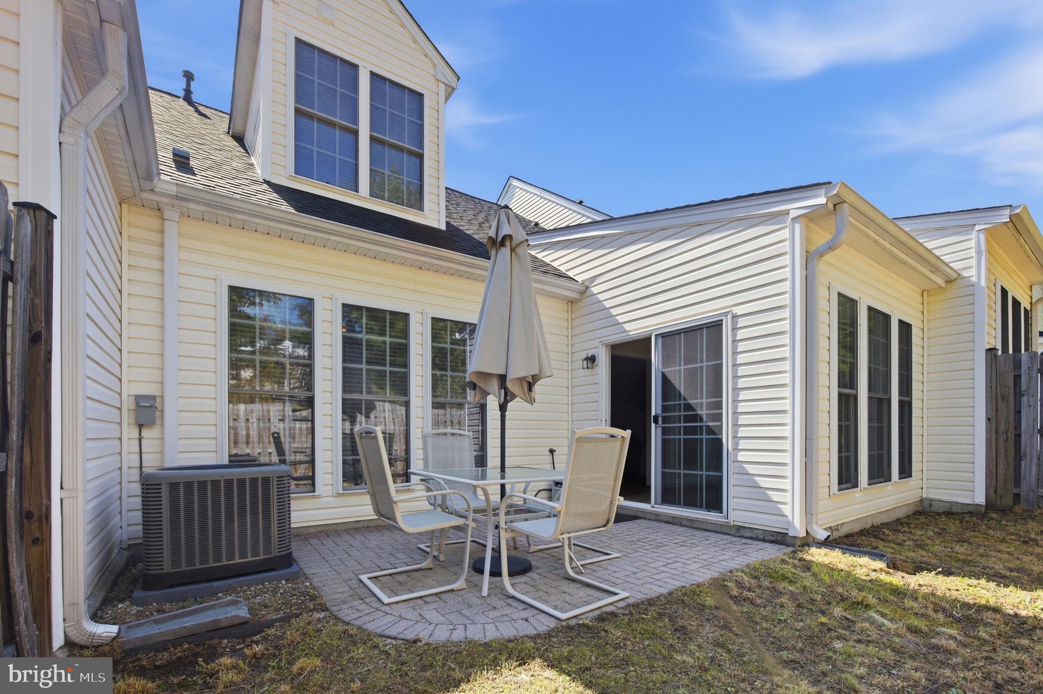 THE VILLAS OF ROCK OAK - Residential