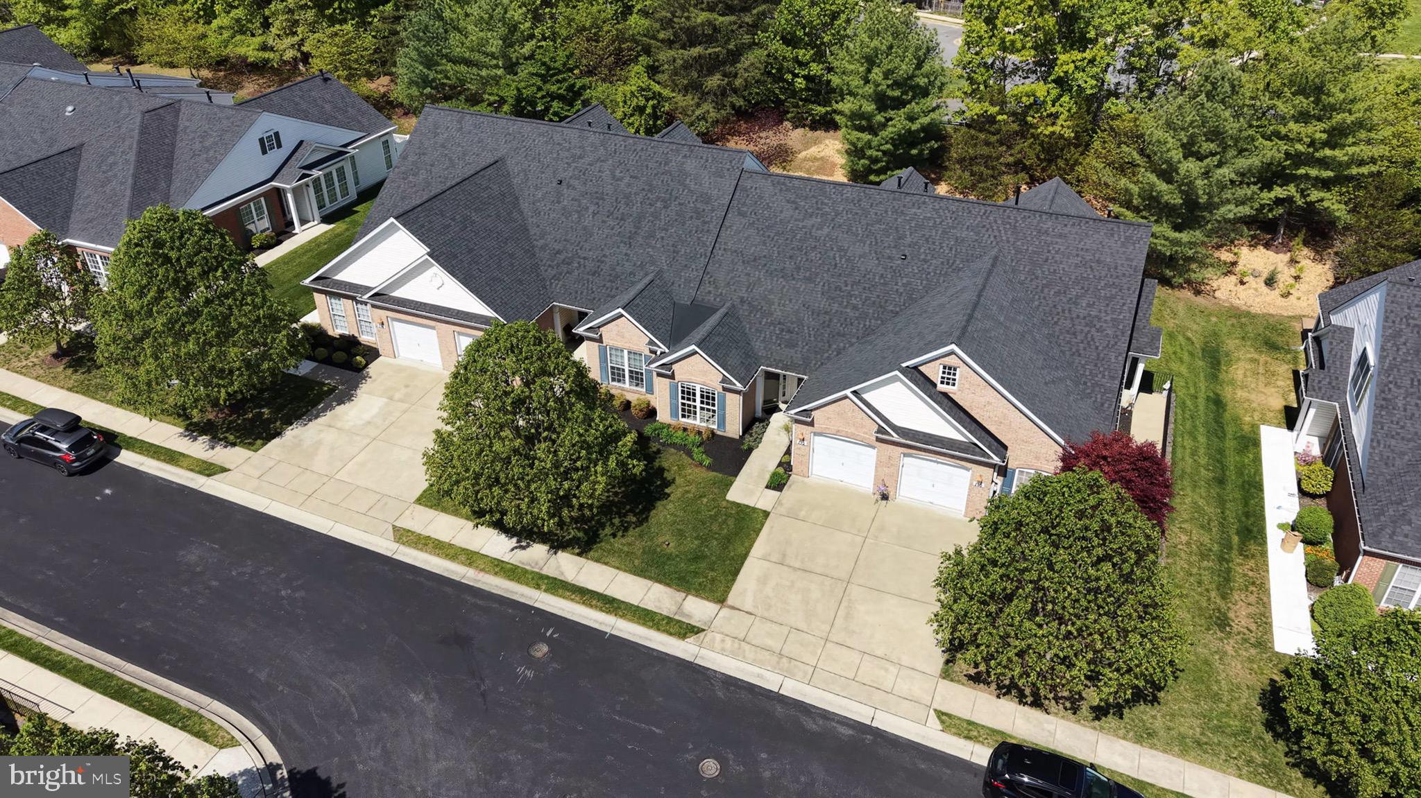THE VILLAS OF ROCK OAK - Residential