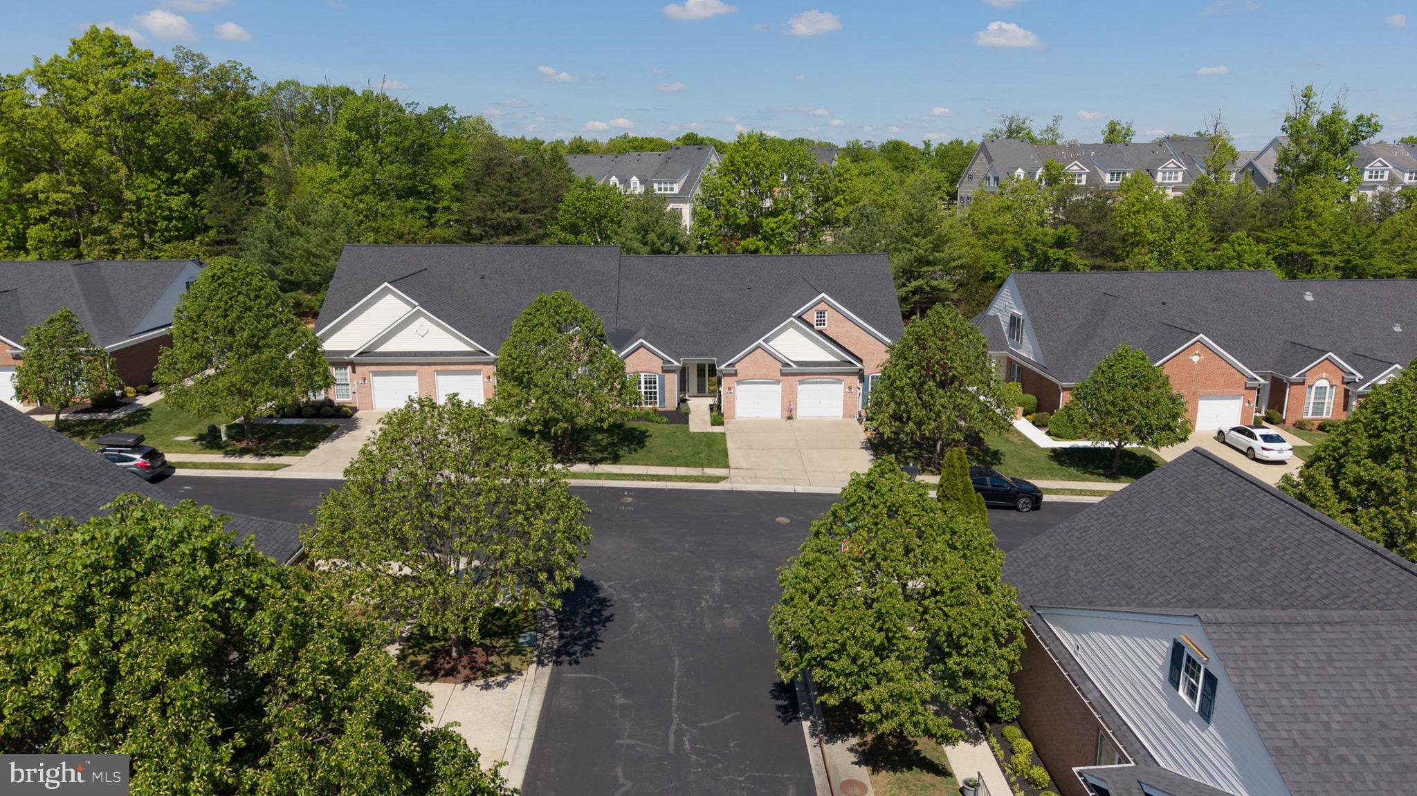 THE VILLAS OF ROCK OAK - Residential