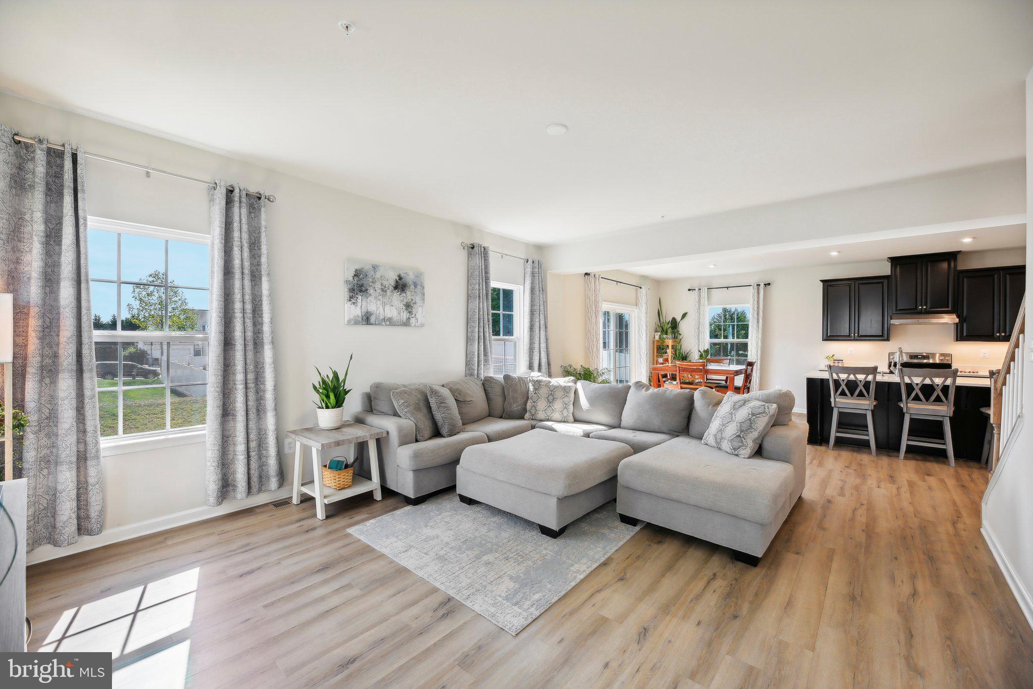 MEADE'S ESTATES - Residential