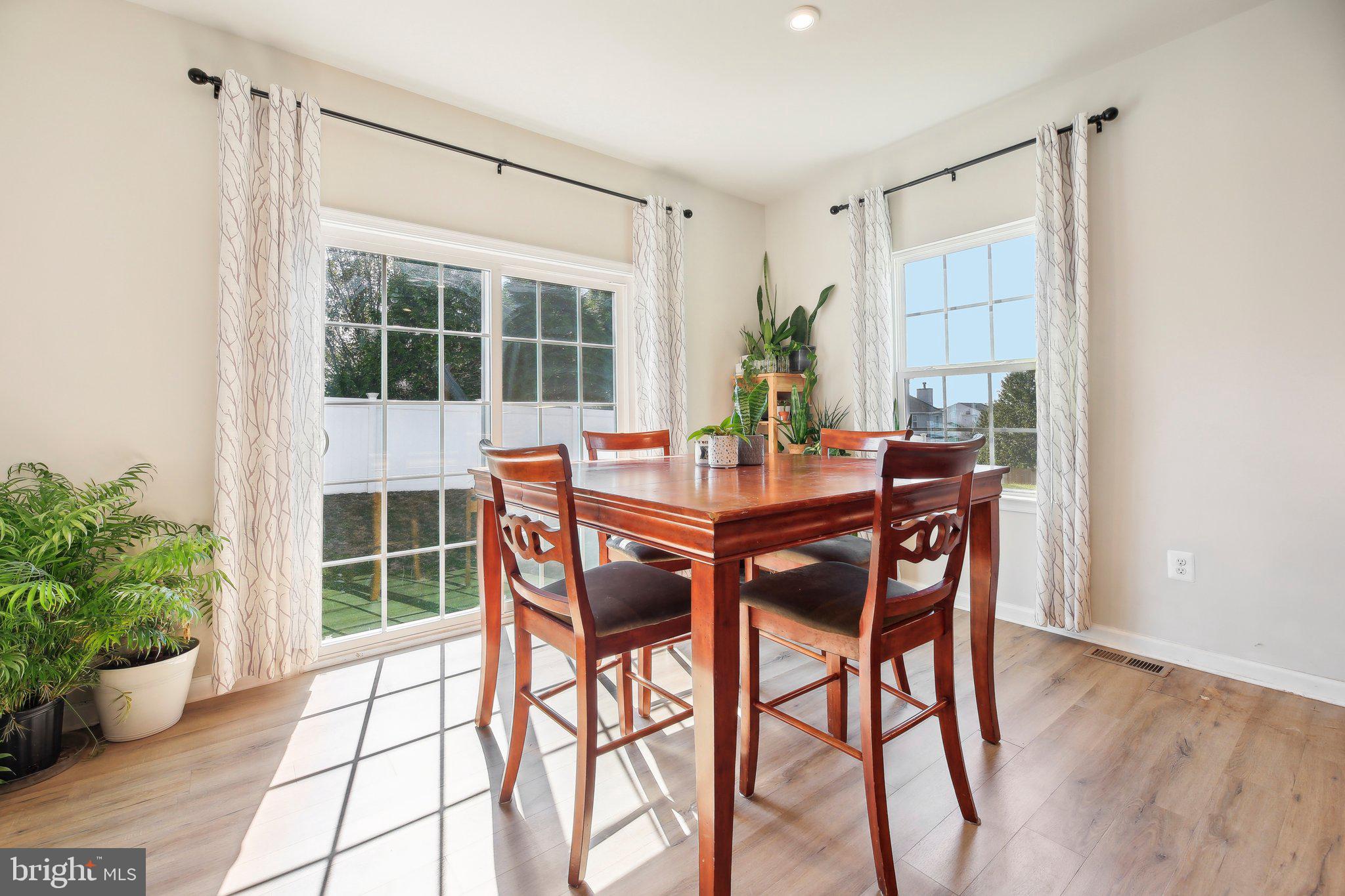 MEADE'S ESTATES - Residential