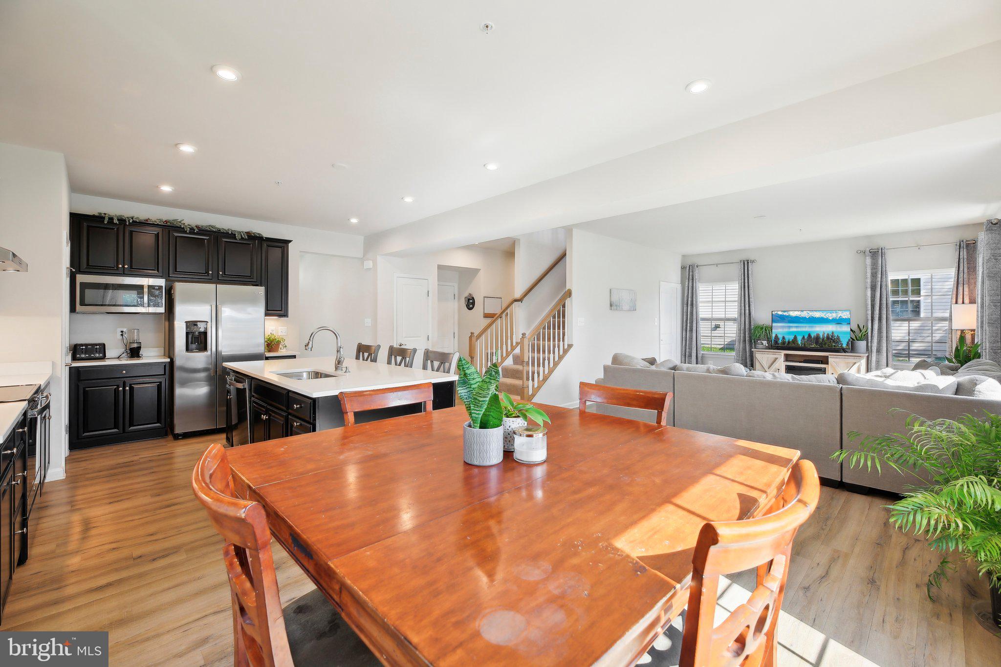 MEADE'S ESTATES - Residential