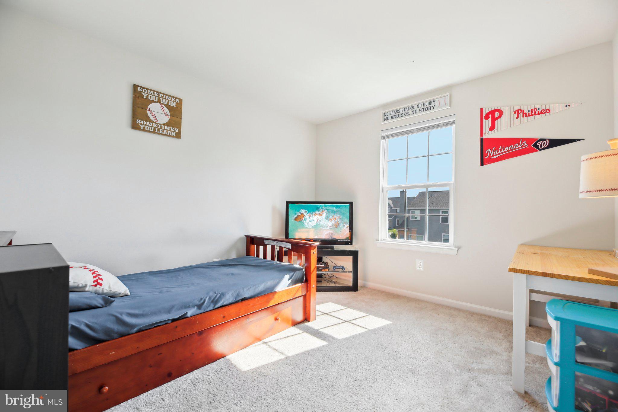 MEADE'S ESTATES - Residential