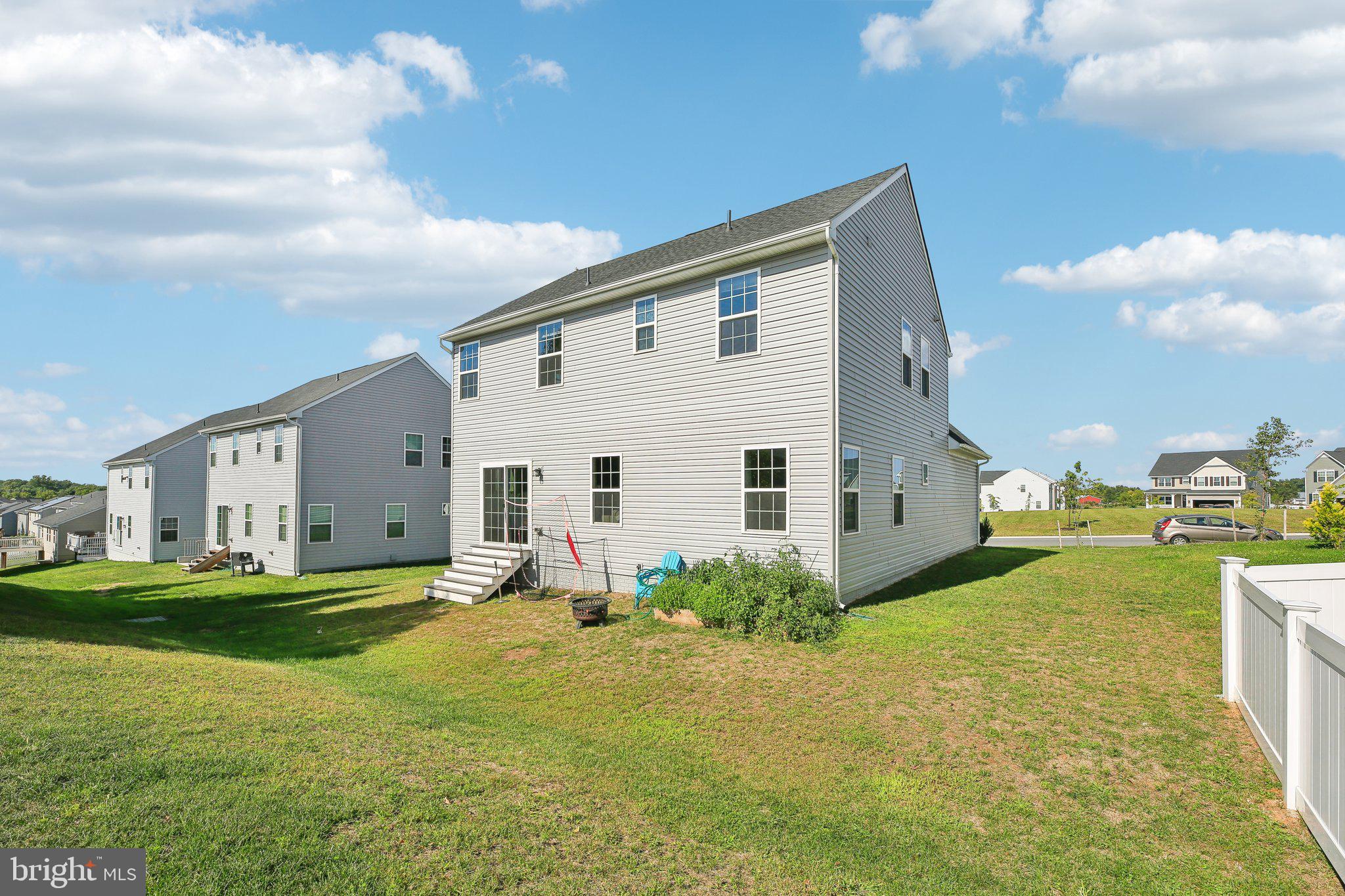 MEADE'S ESTATES - Residential