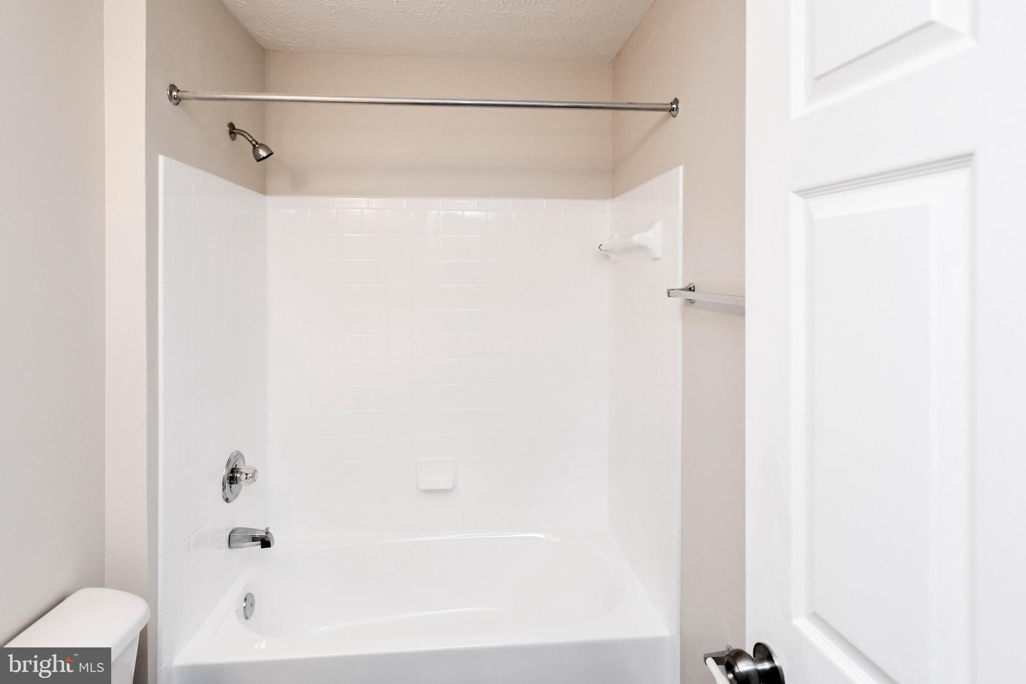 ASBURY WOODS - Residential