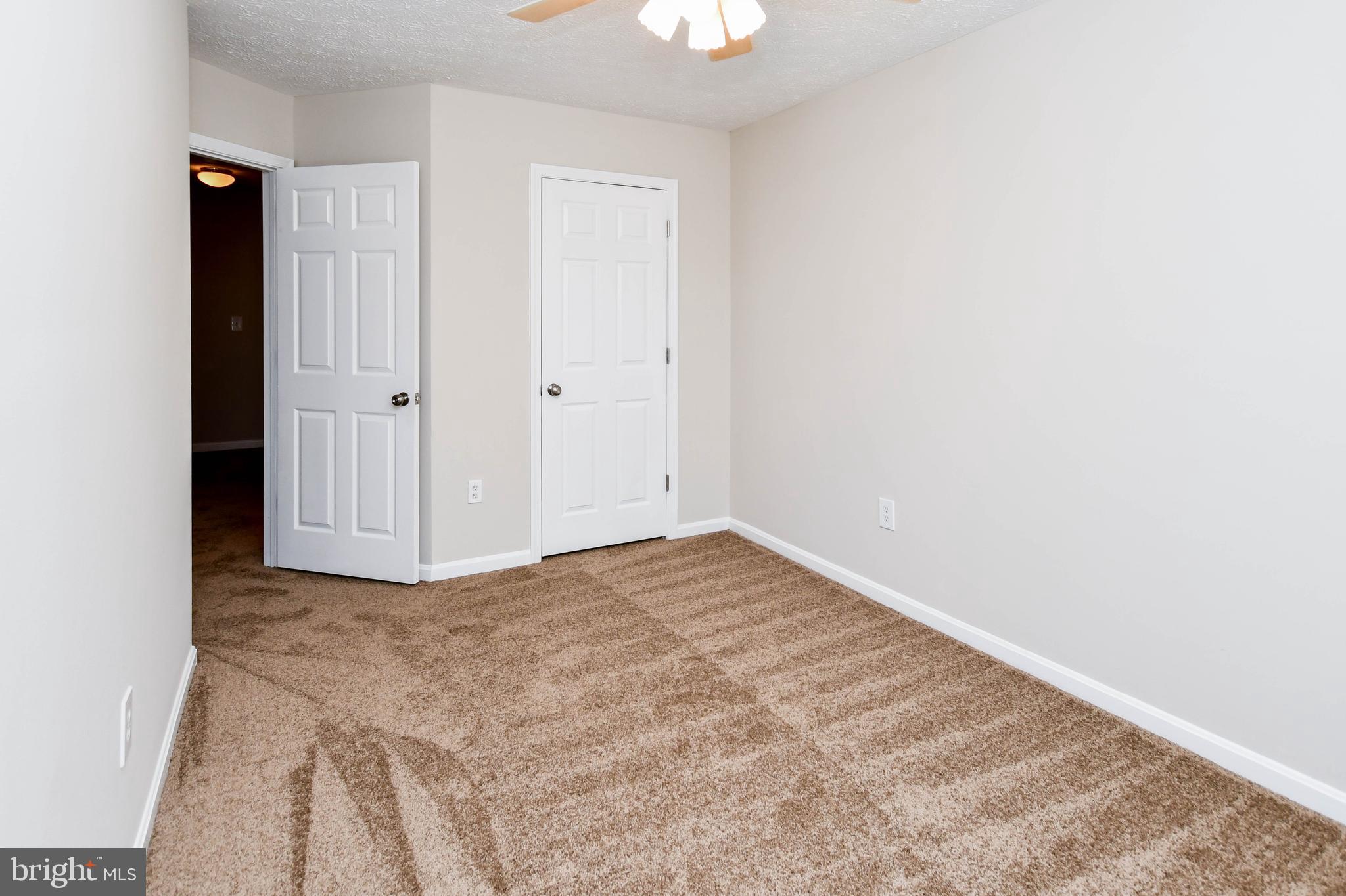 ASBURY WOODS - Residential