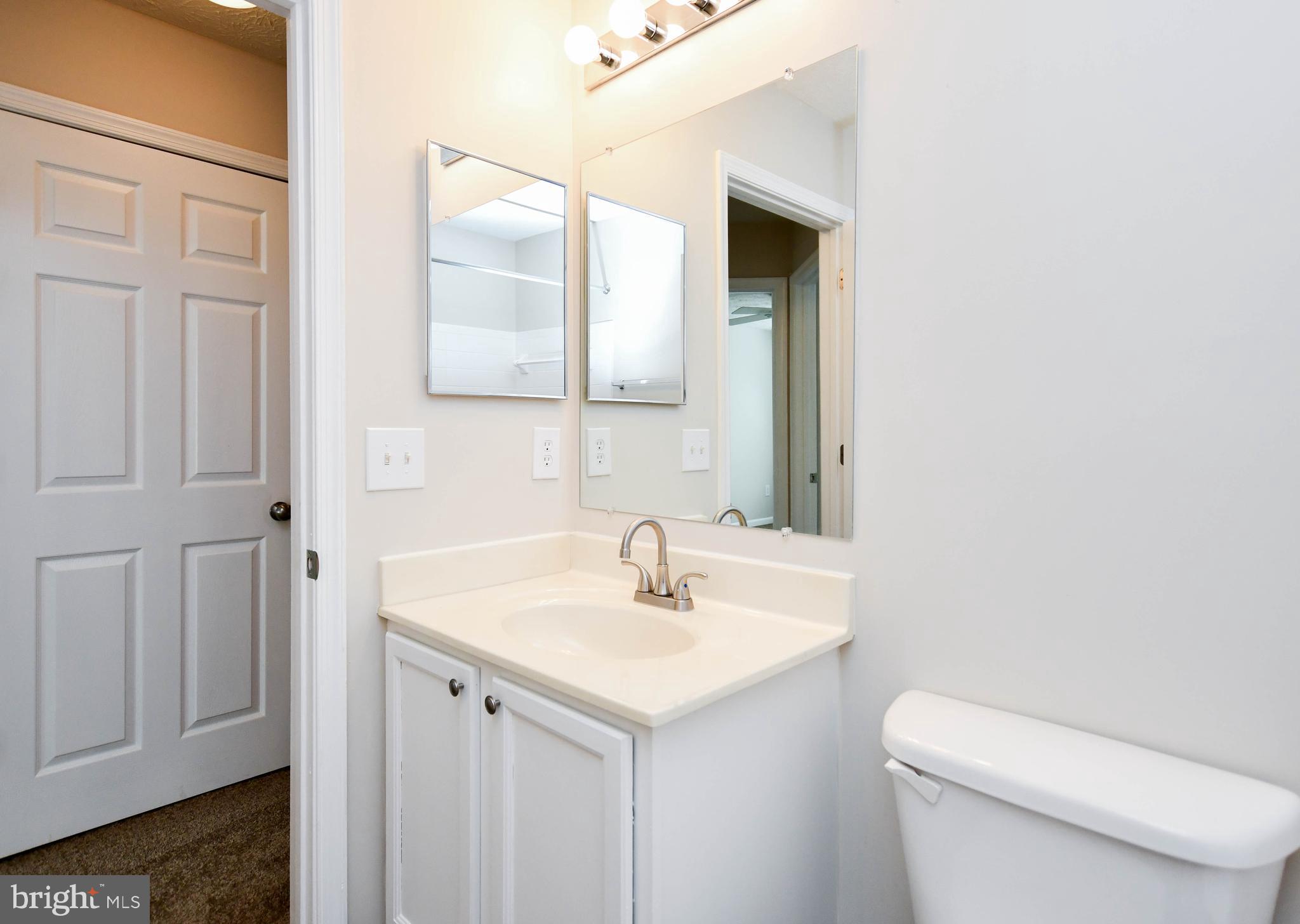 ASBURY WOODS - Residential