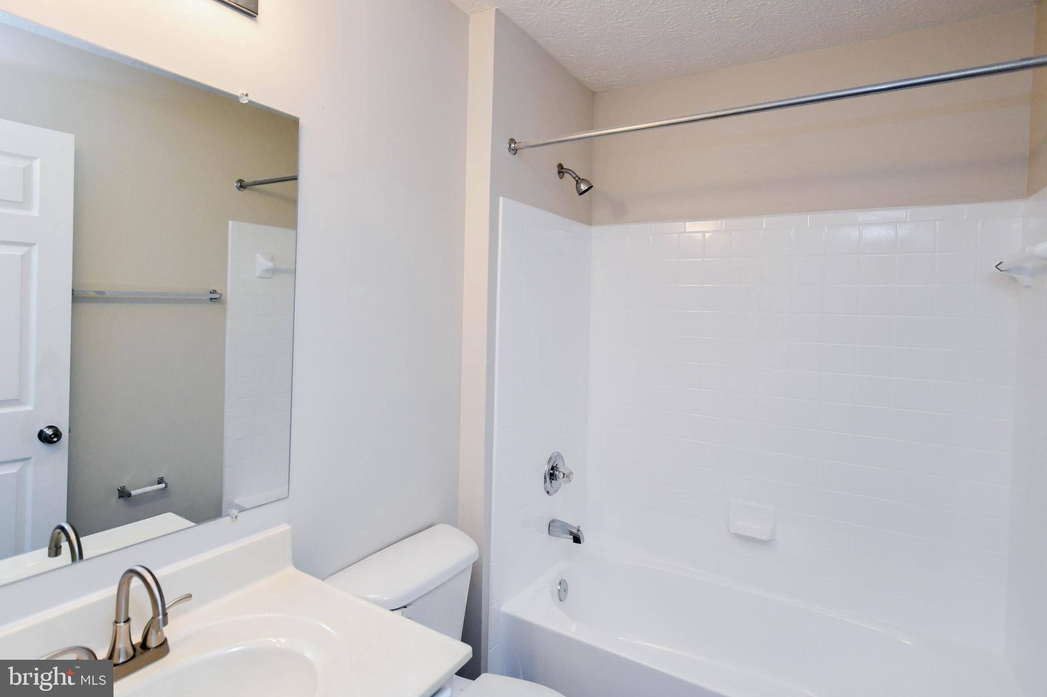 ASBURY WOODS - Residential