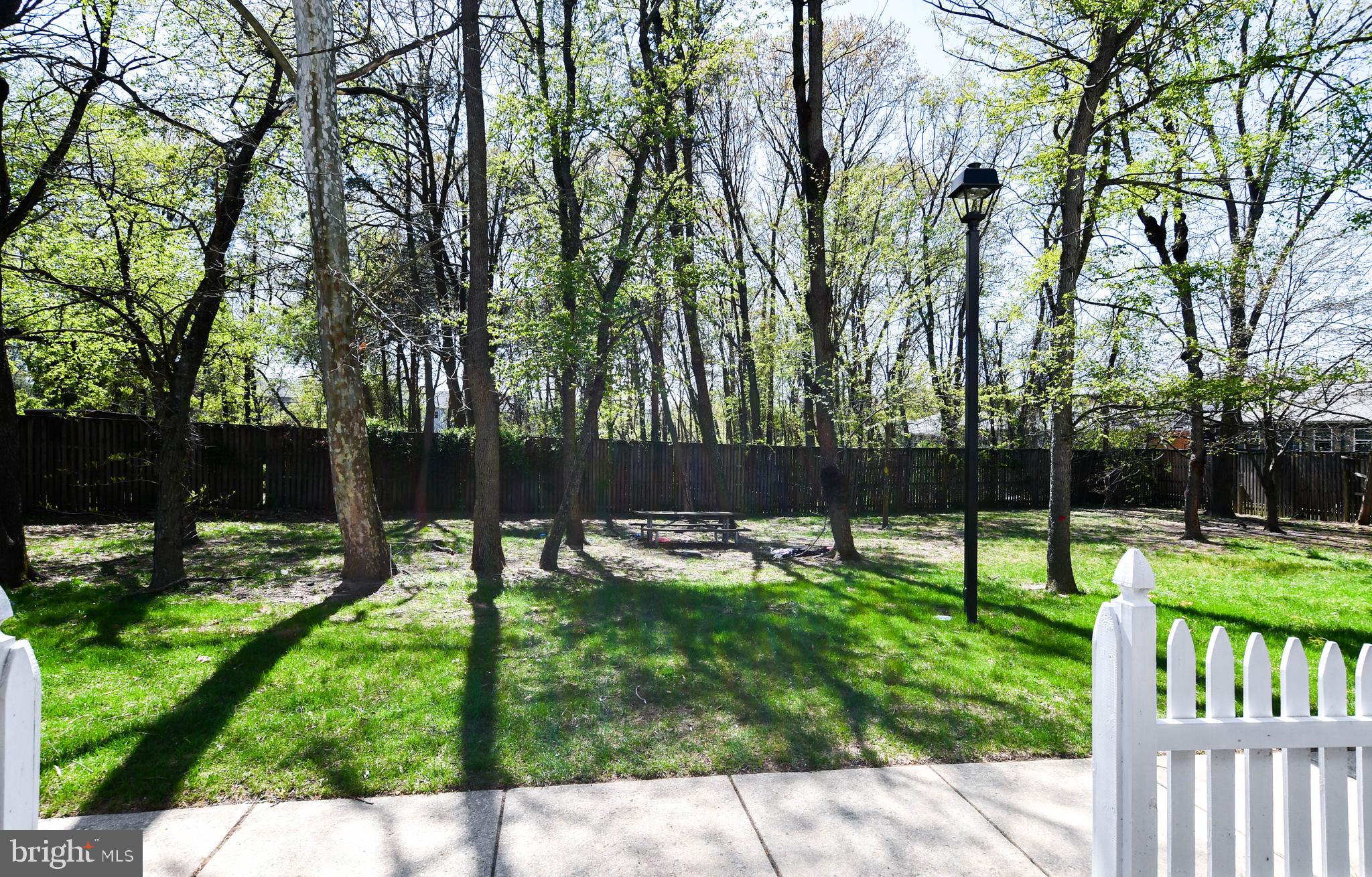 ASBURY WOODS - Residential