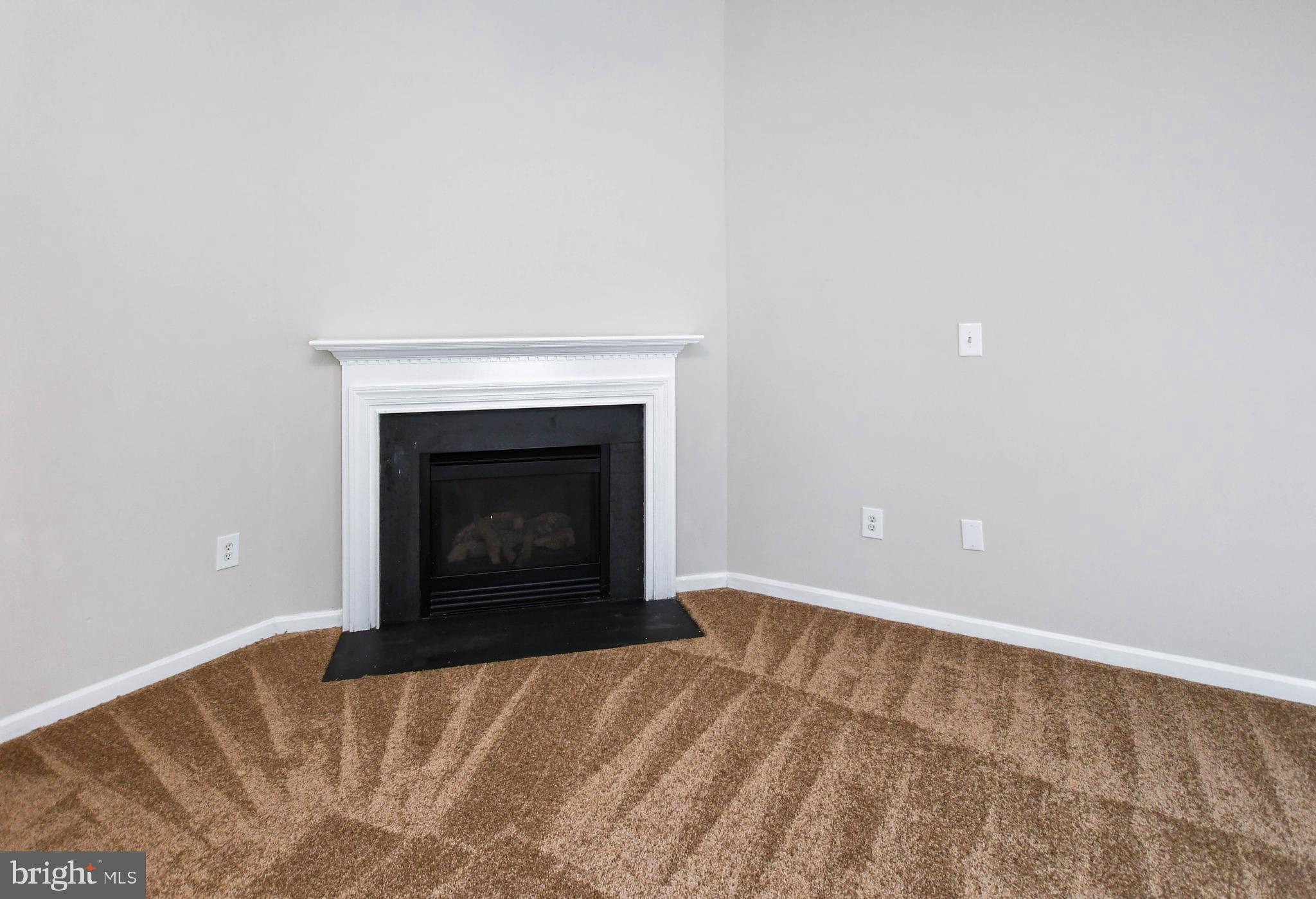 ASBURY WOODS - Residential