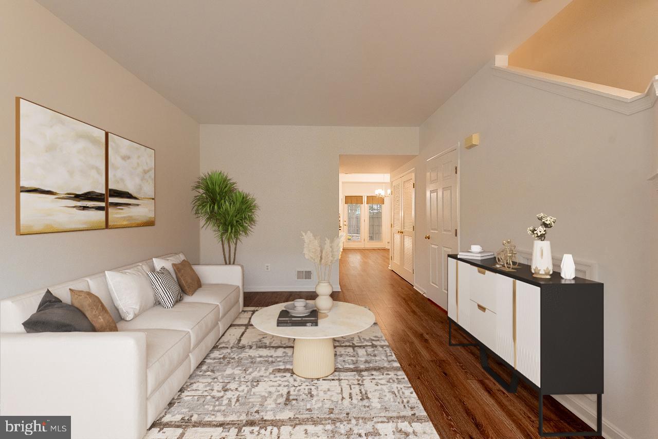 ASHBURN VILLAGE - Residential