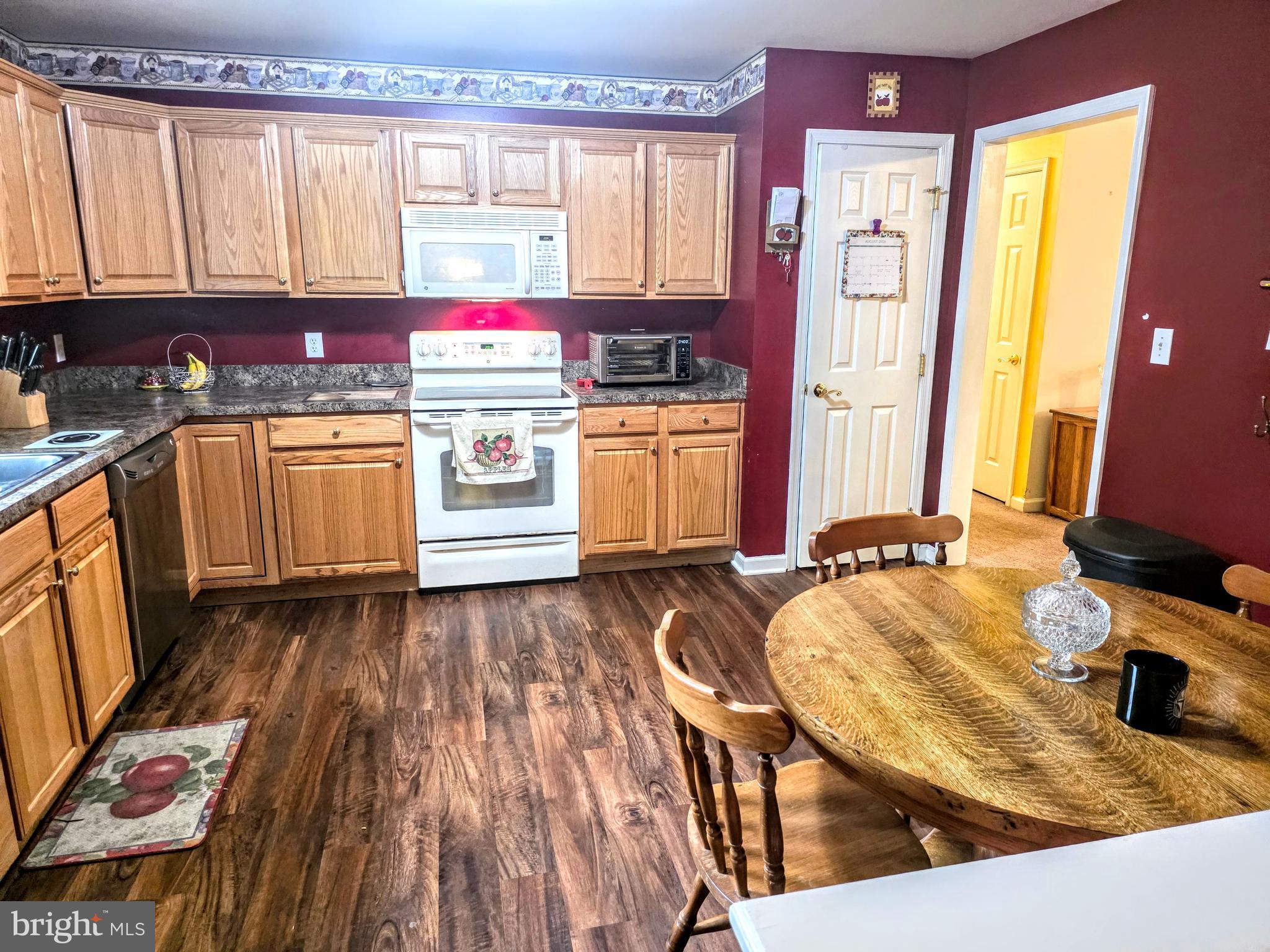 1145 STAGECOACH ROAD W