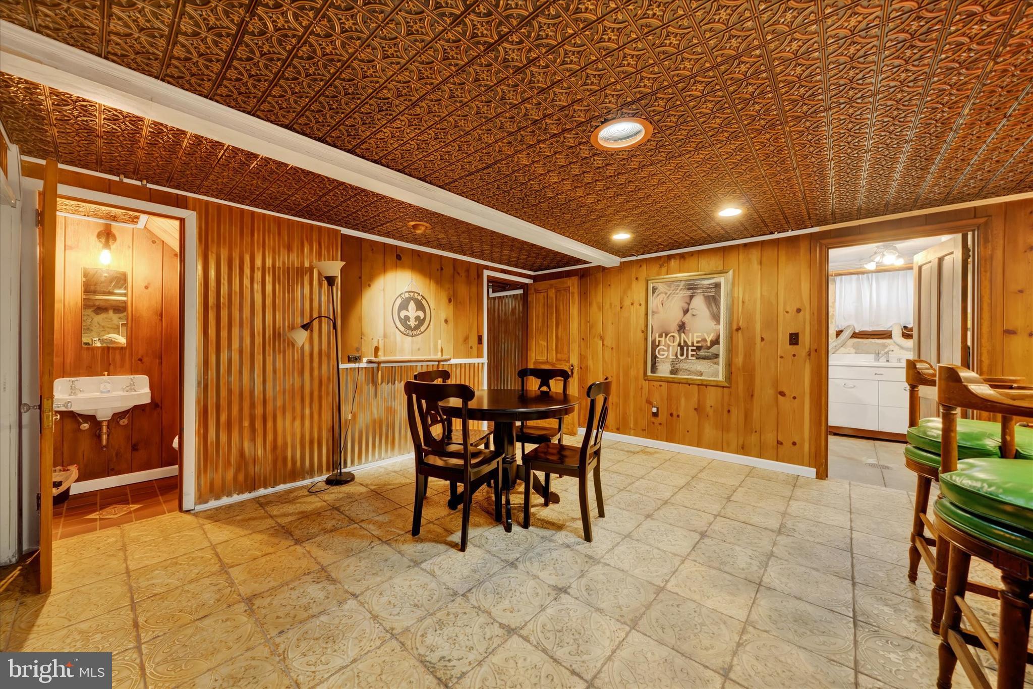 HAMPDEN HEIGHTS - Residential