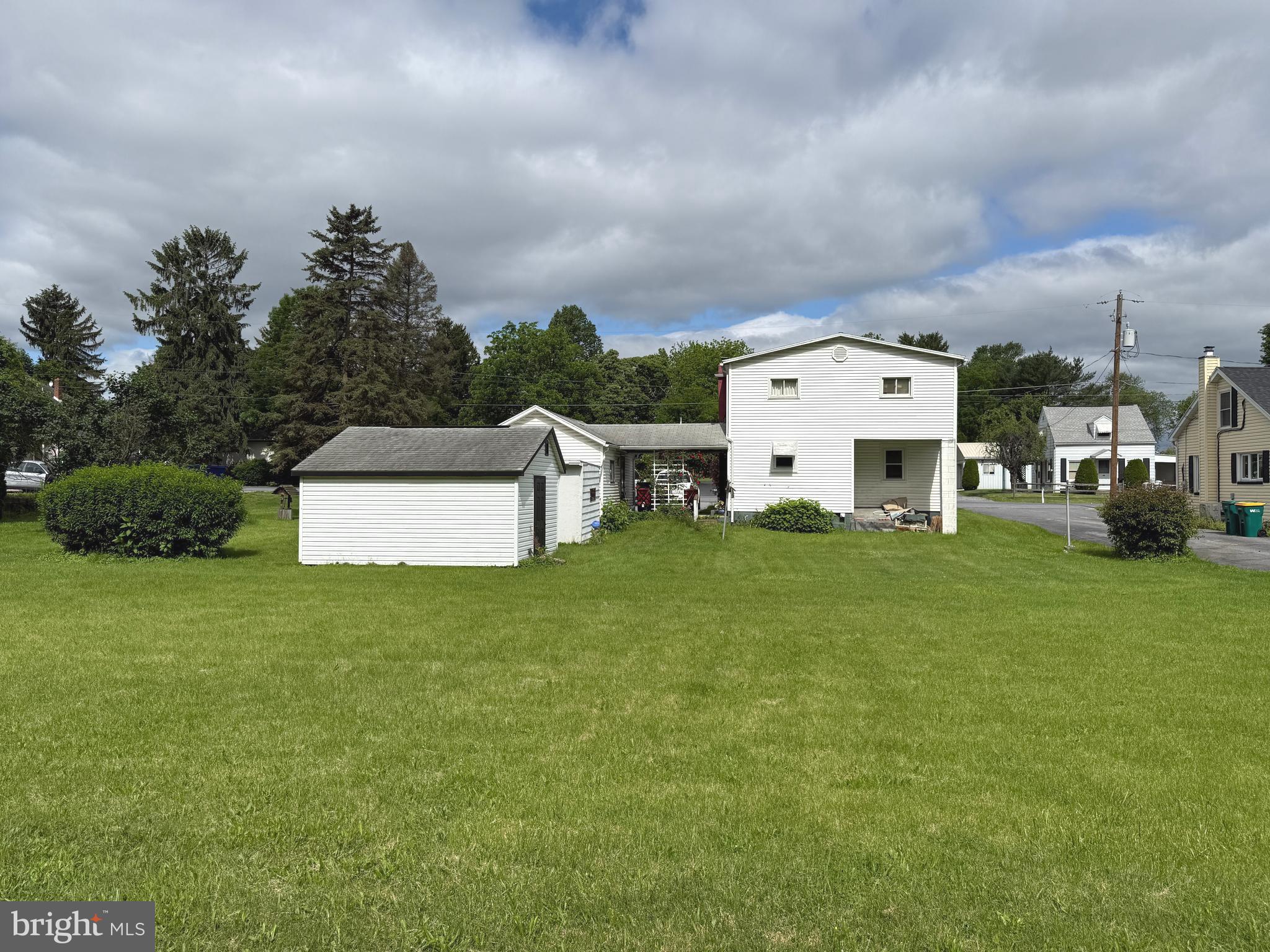 SOUTH MIDDLETON TWP - Residential