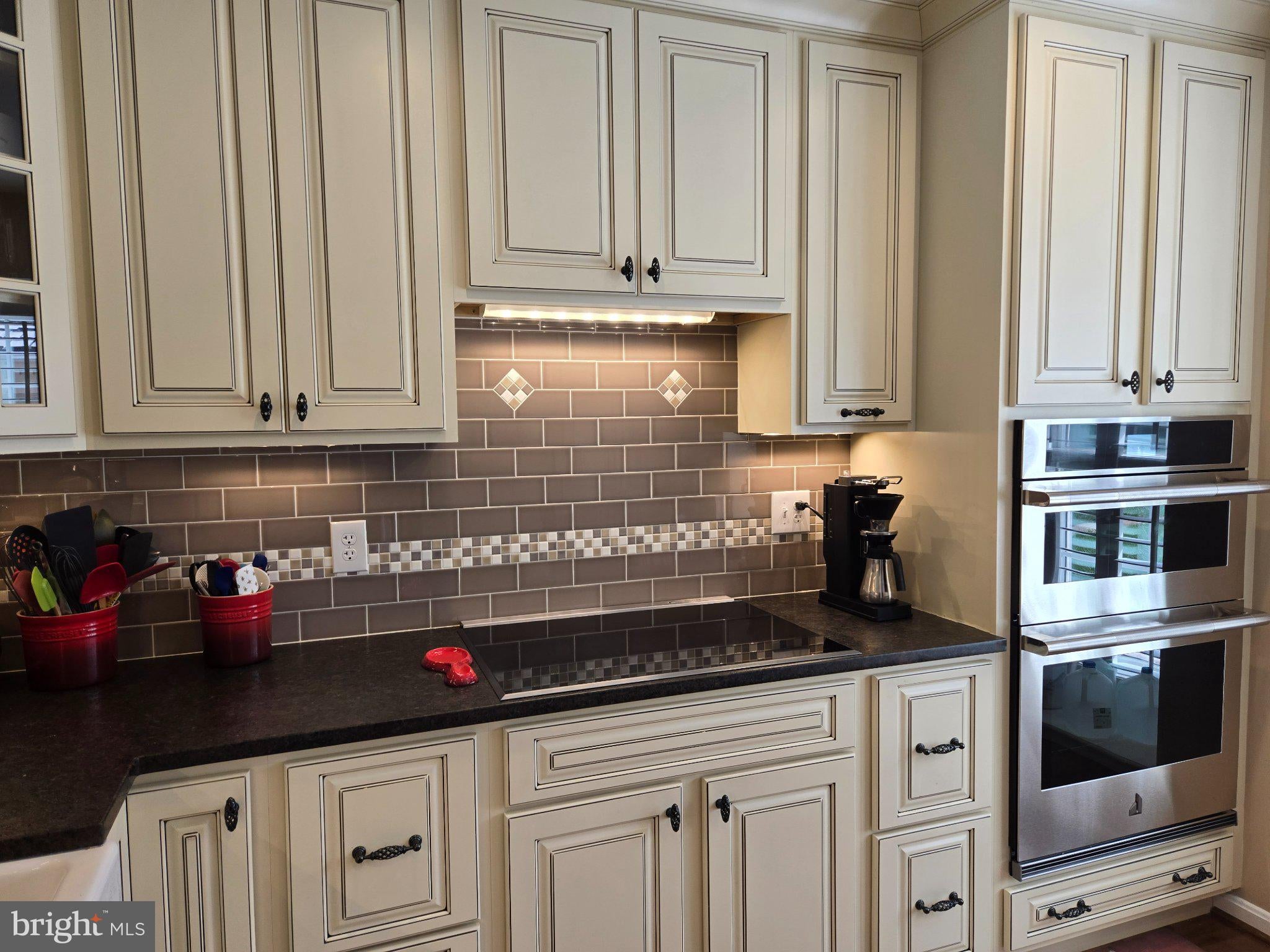 2922 OAKBOROUGH SQUARE