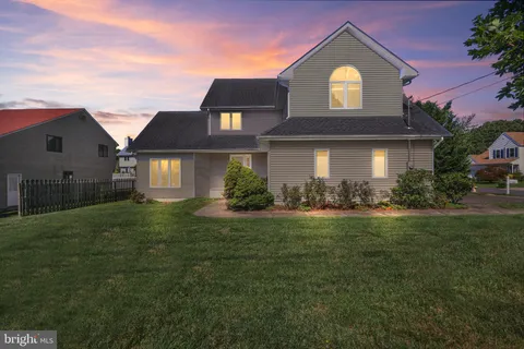 775 Maple Ave, Brick, NJ MLS: NJOC2036740