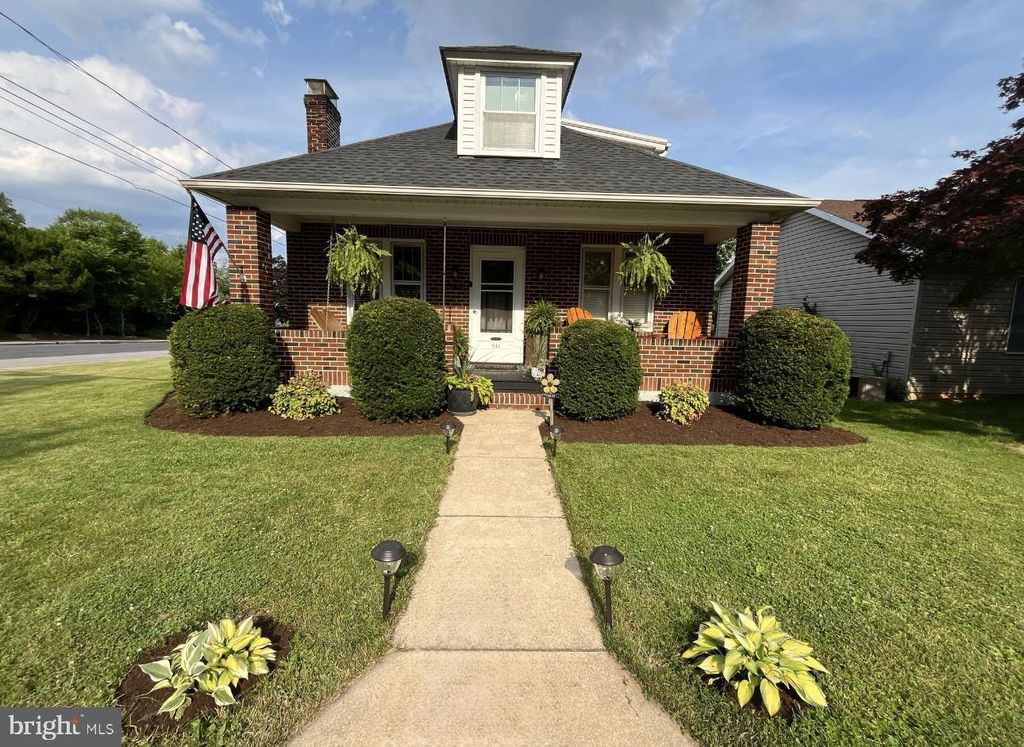 Photo of 841 N Pitt Street, CARLISLE, PA 17013 (MLS # PACB2050766)