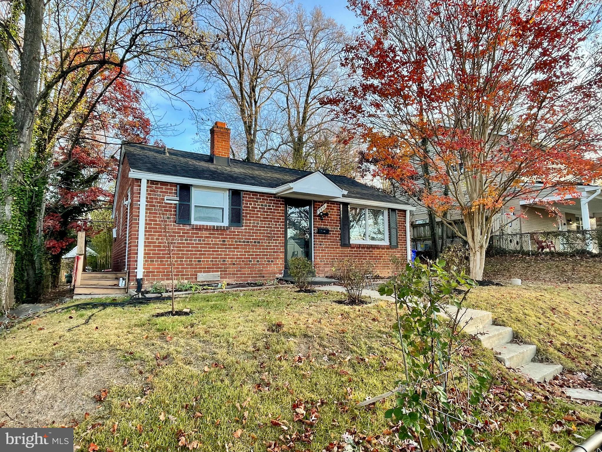 WEISMANS - Residential Lease