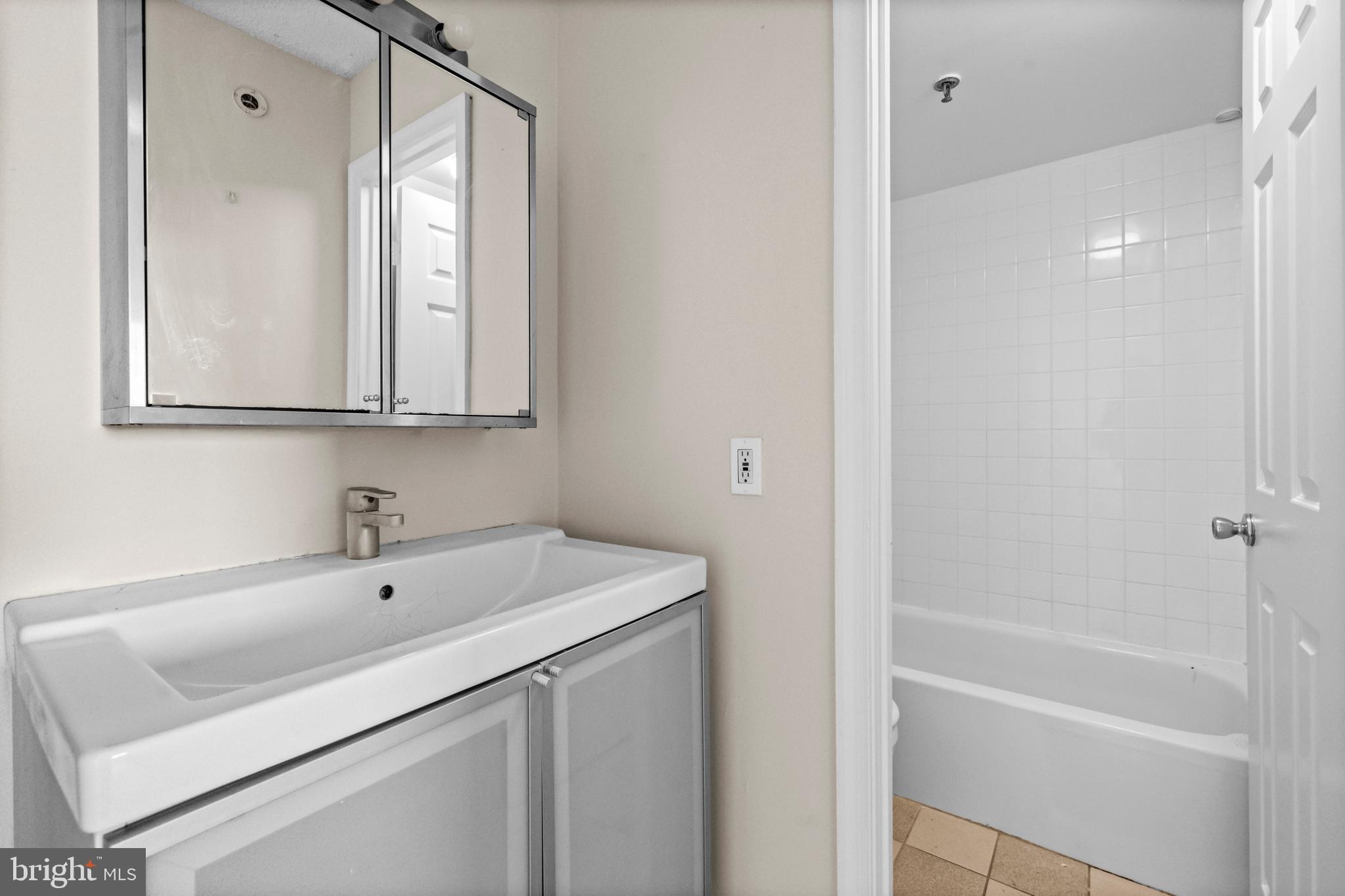 HIGHPOINTE - Residential