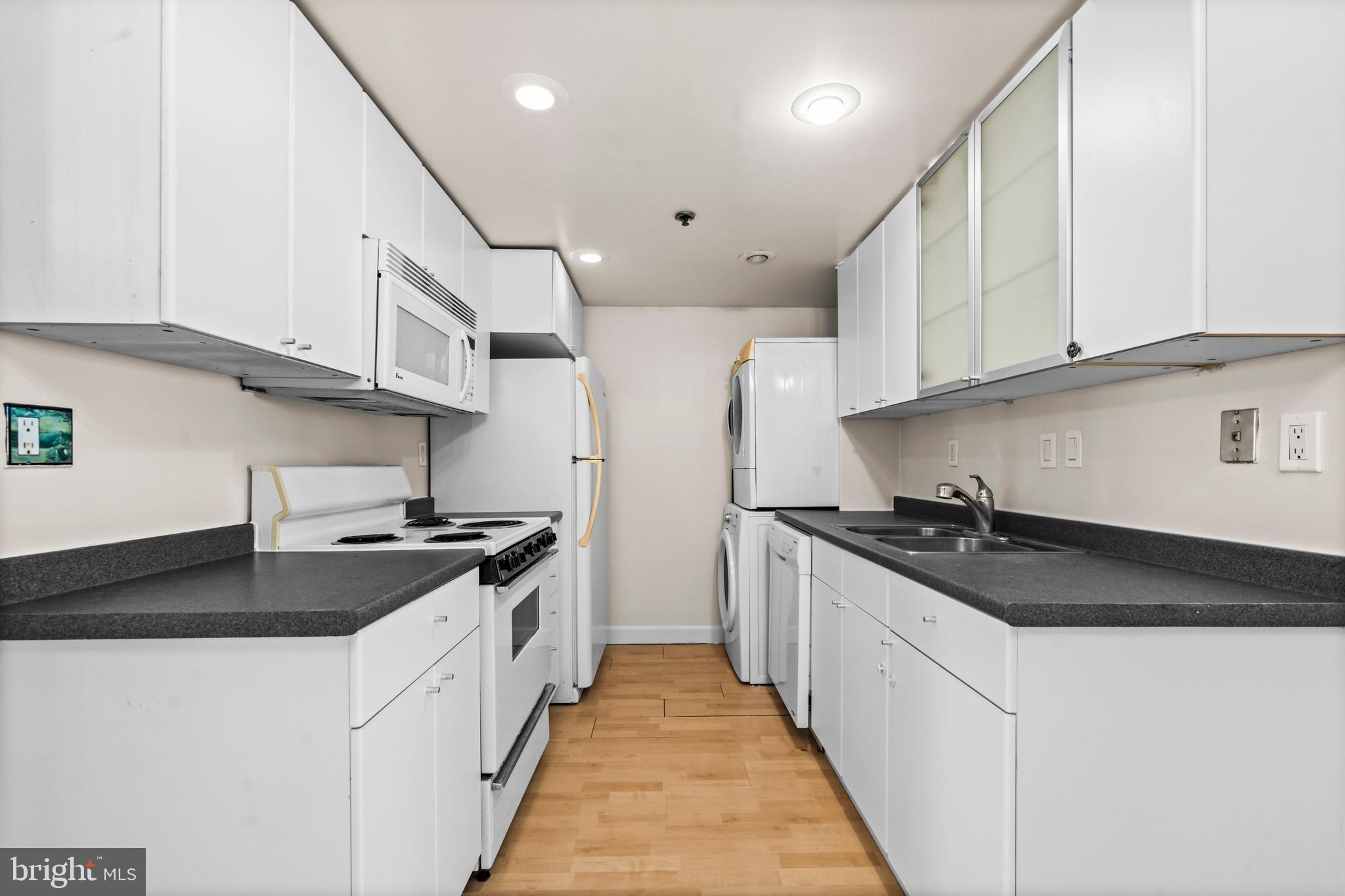 HIGHPOINTE - Residential