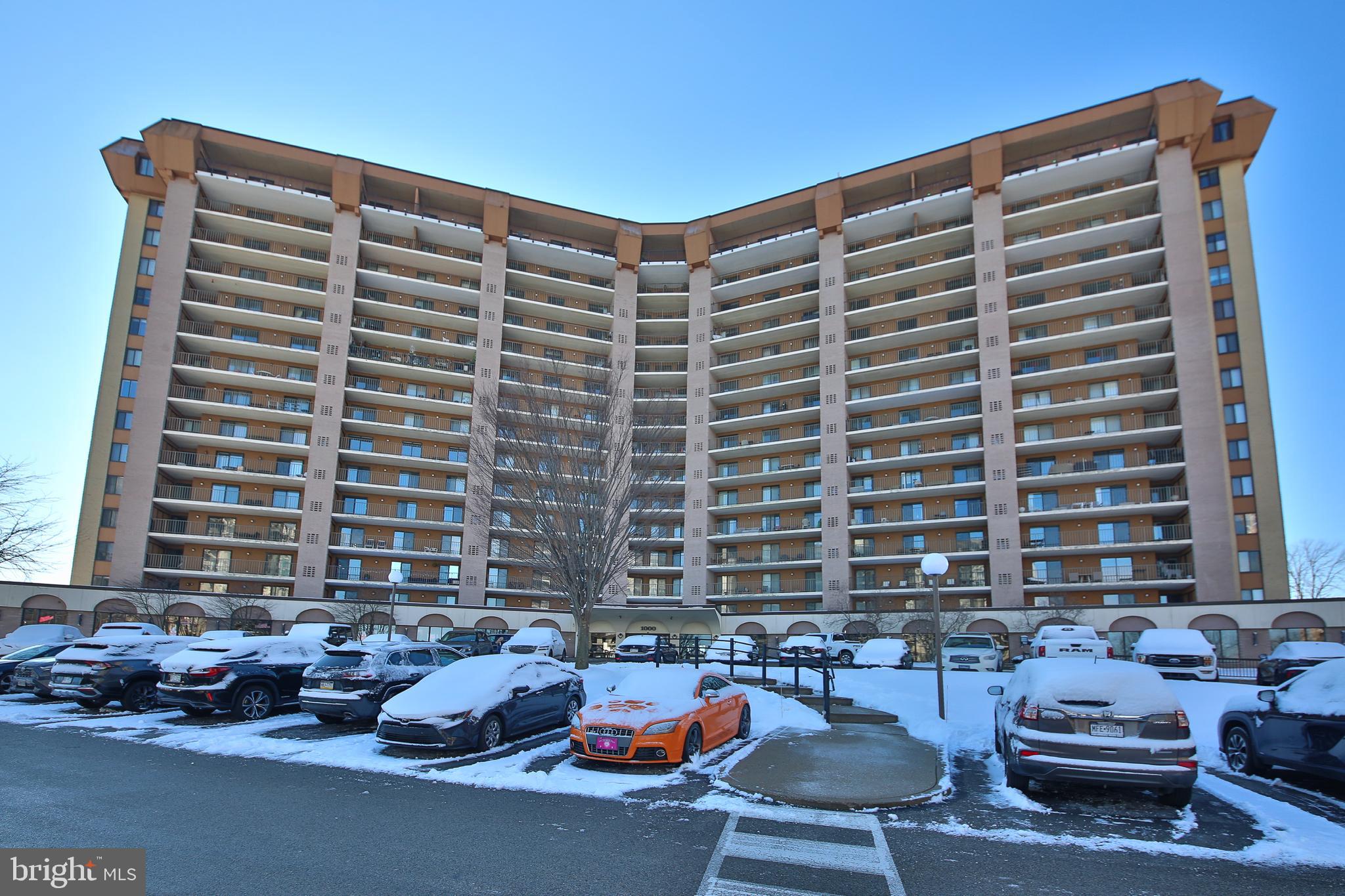 VALLEY FORGE TOWER - Residential