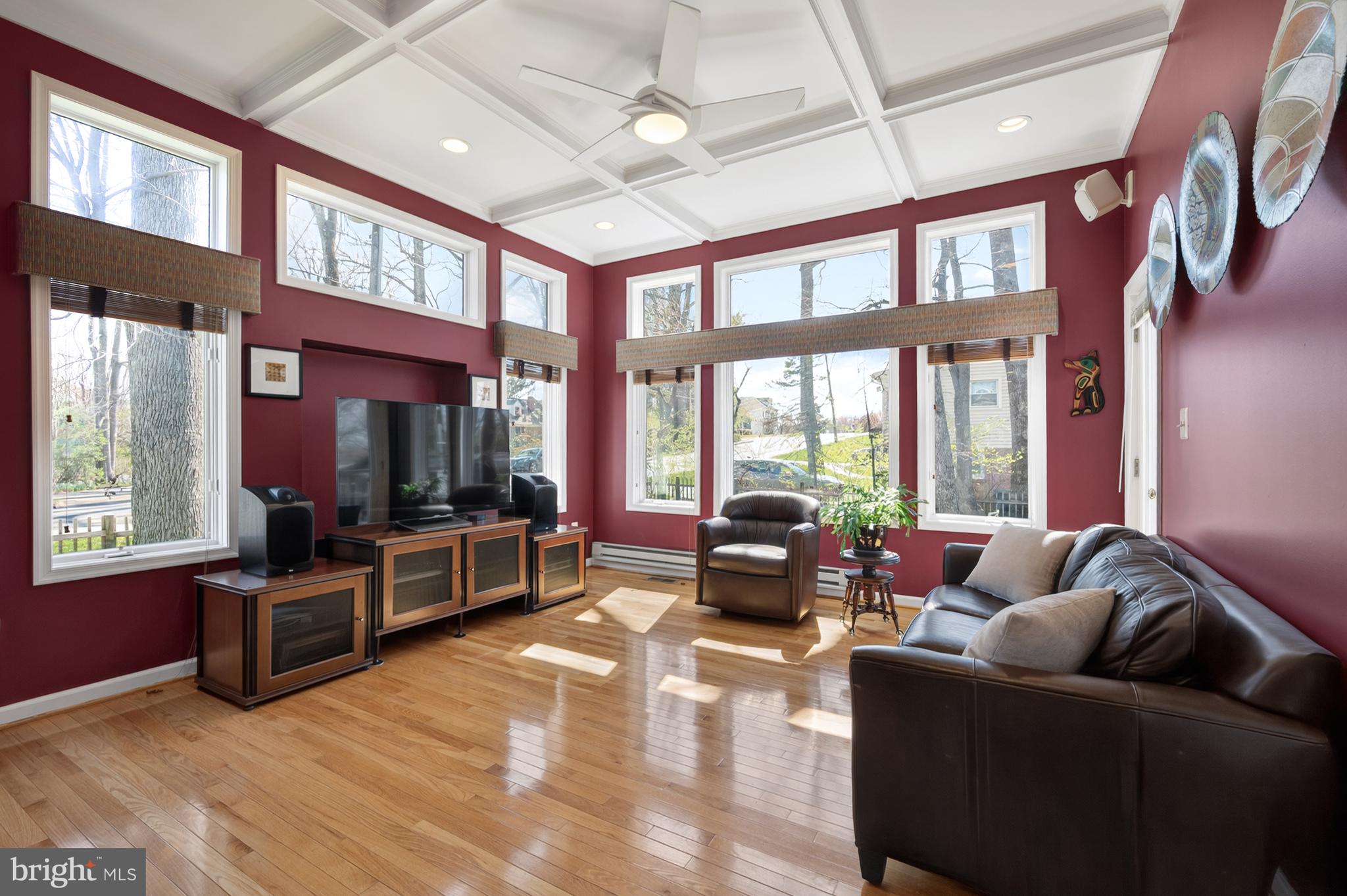 KINGCREST - Residential