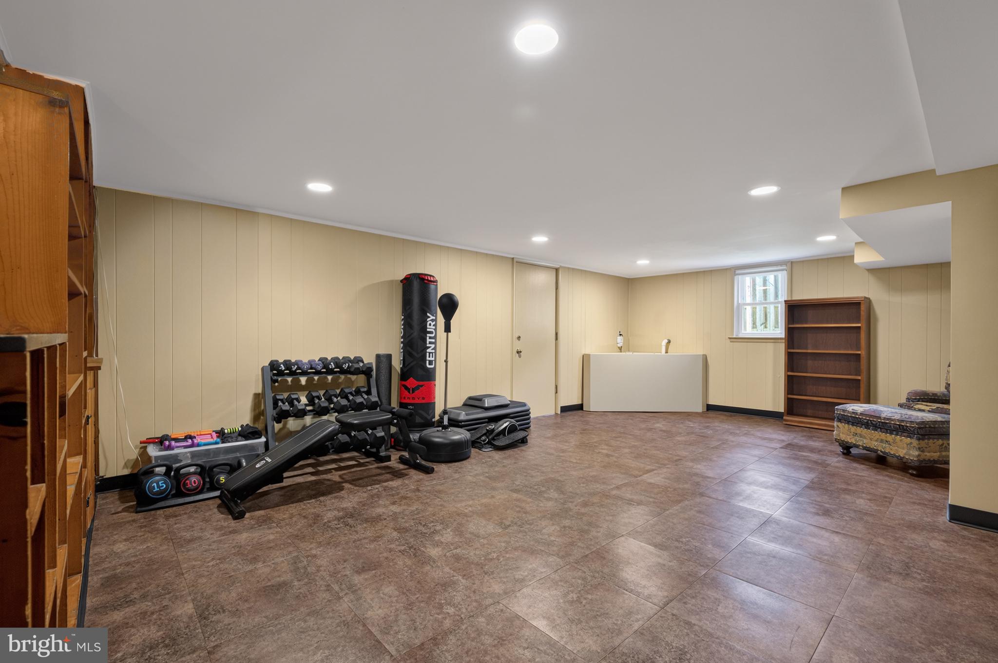 KINGCREST - Residential