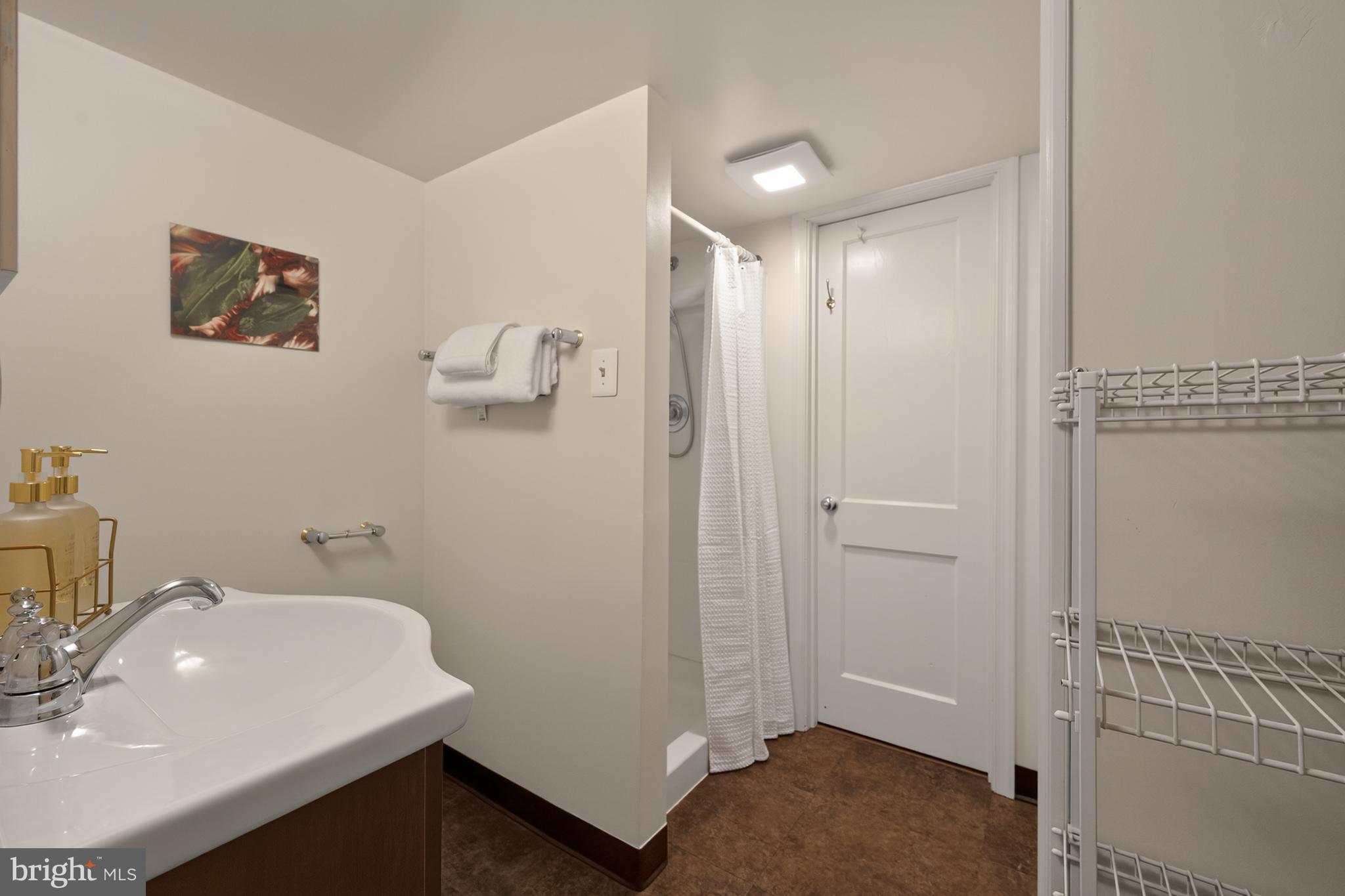 KINGCREST - Residential