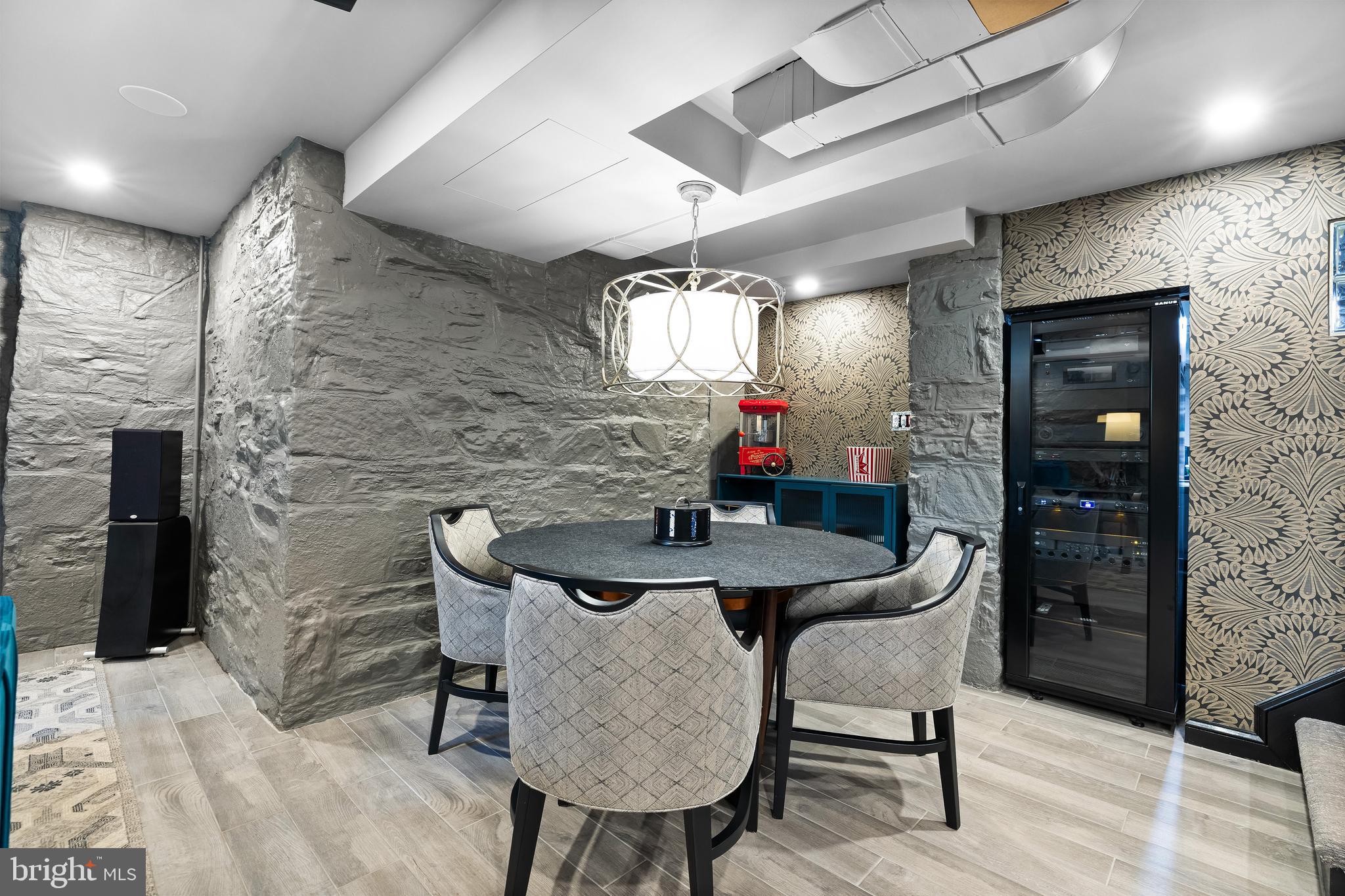 GUILFORD - Residential