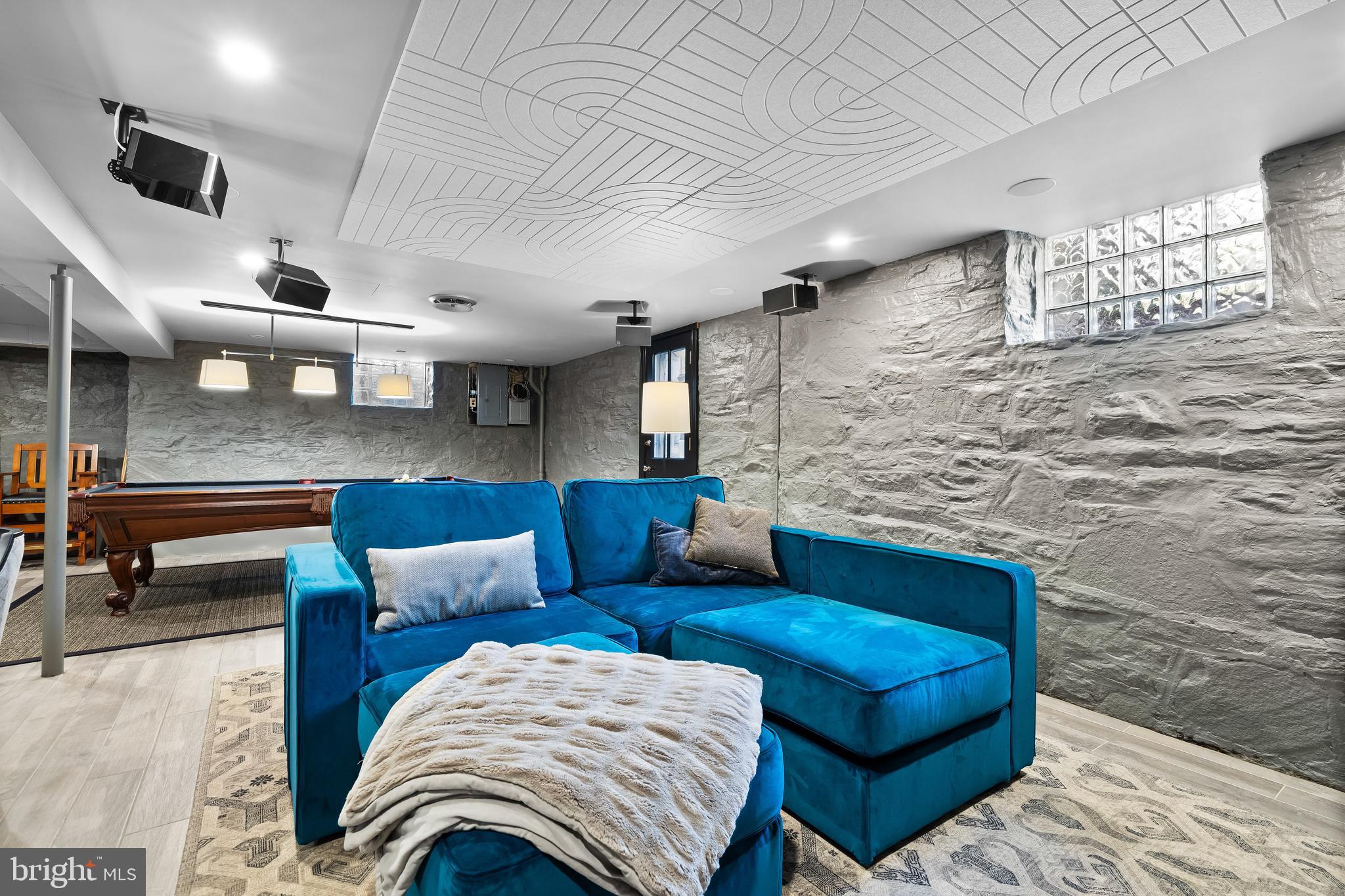 GUILFORD - Residential