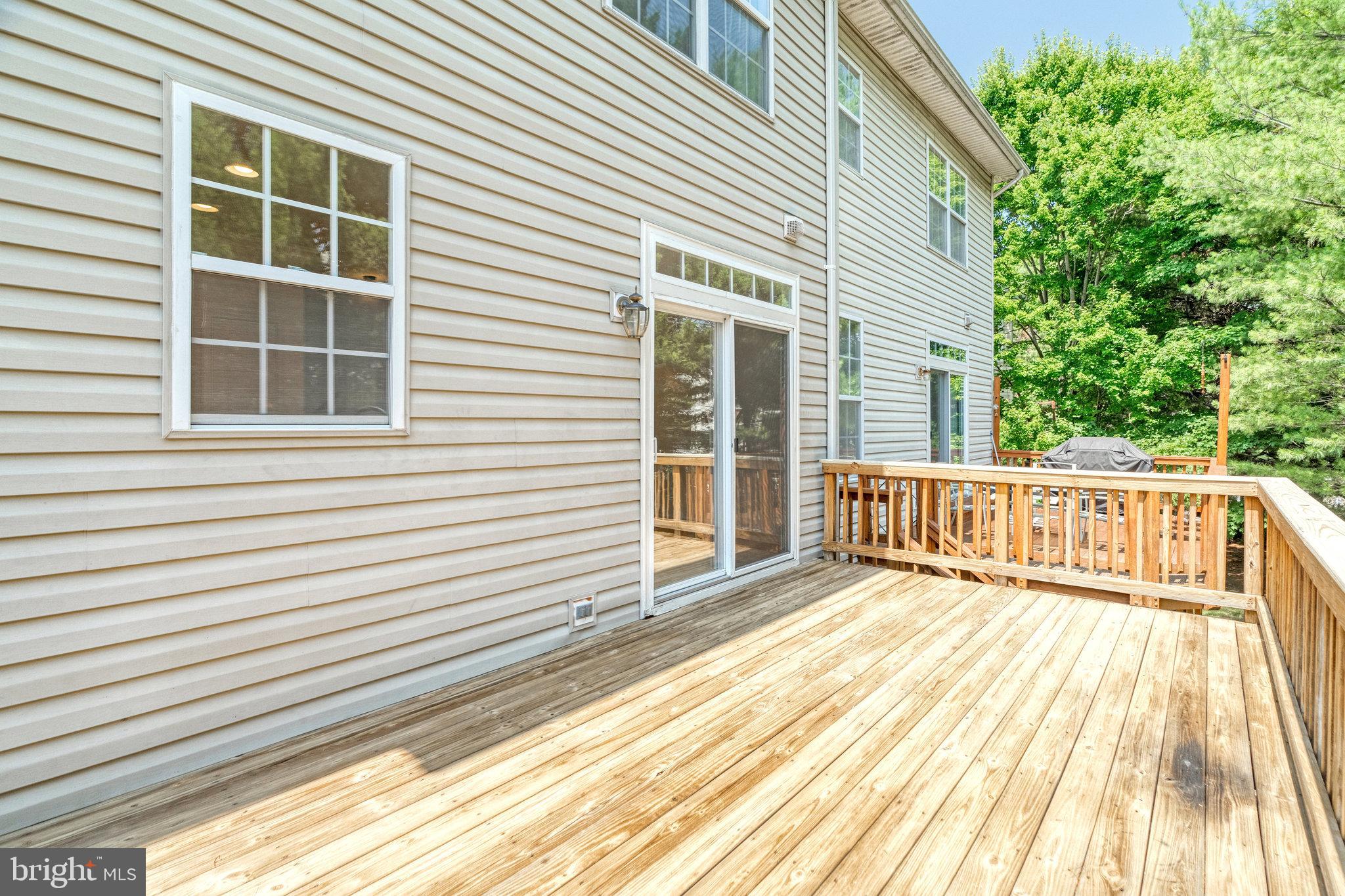 RIDGETOP TERRACE - Residential