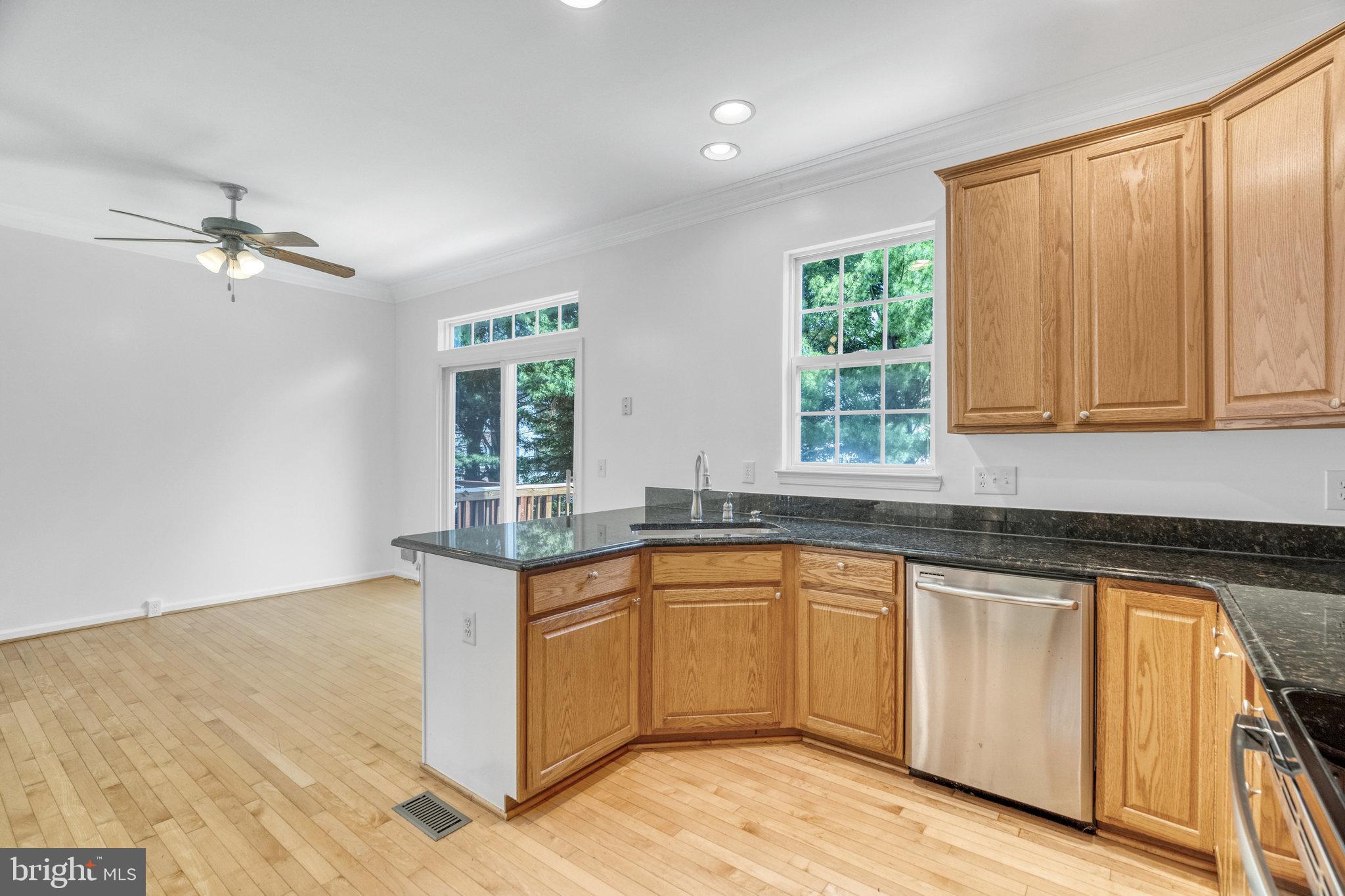 RIDGETOP TERRACE - Residential