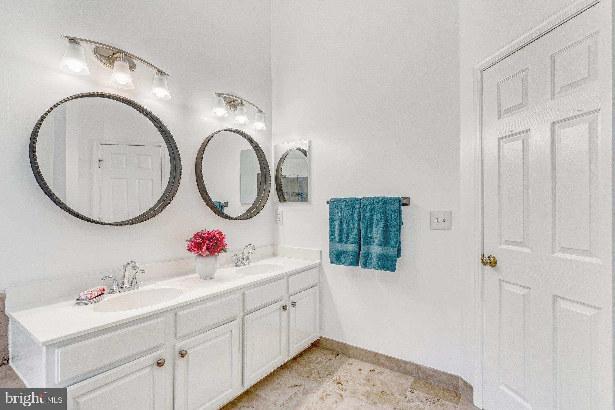 RIDGETOP TERRACE - Residential