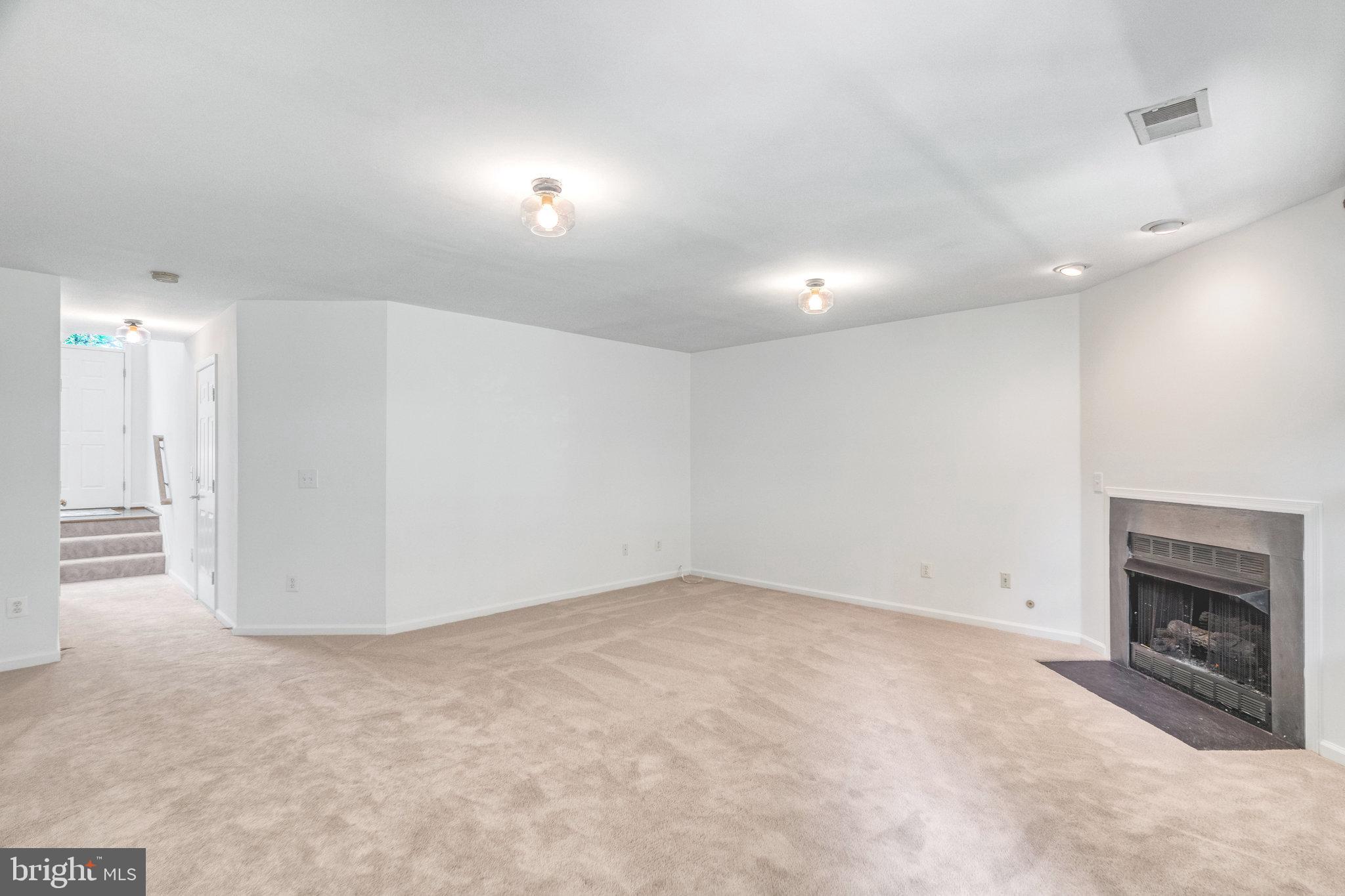 RIDGETOP TERRACE - Residential