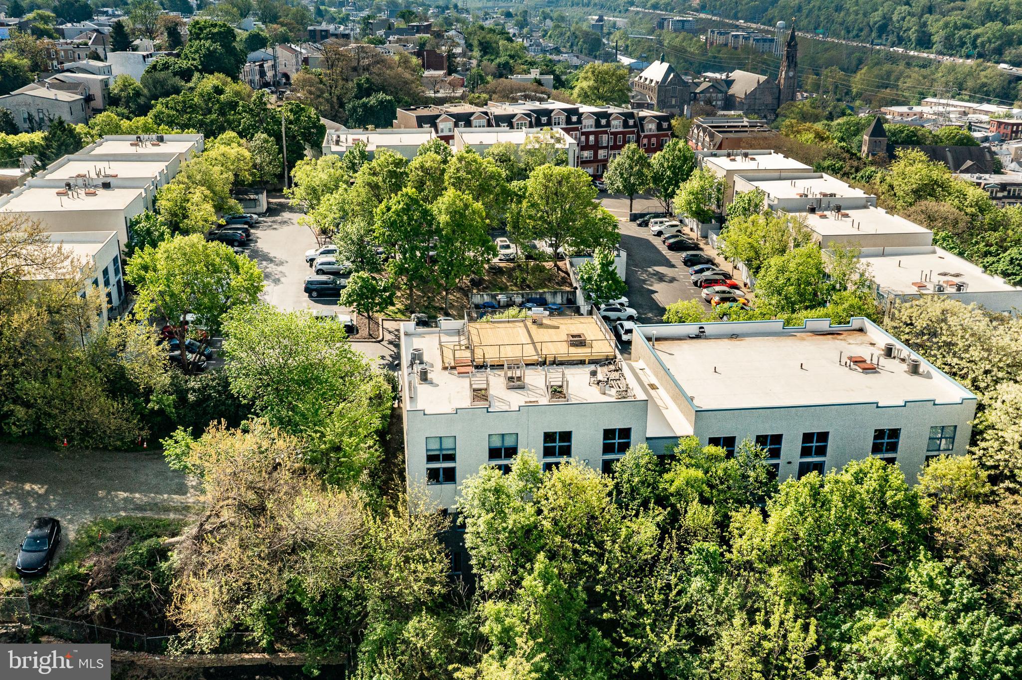 NOB HILL - Residential