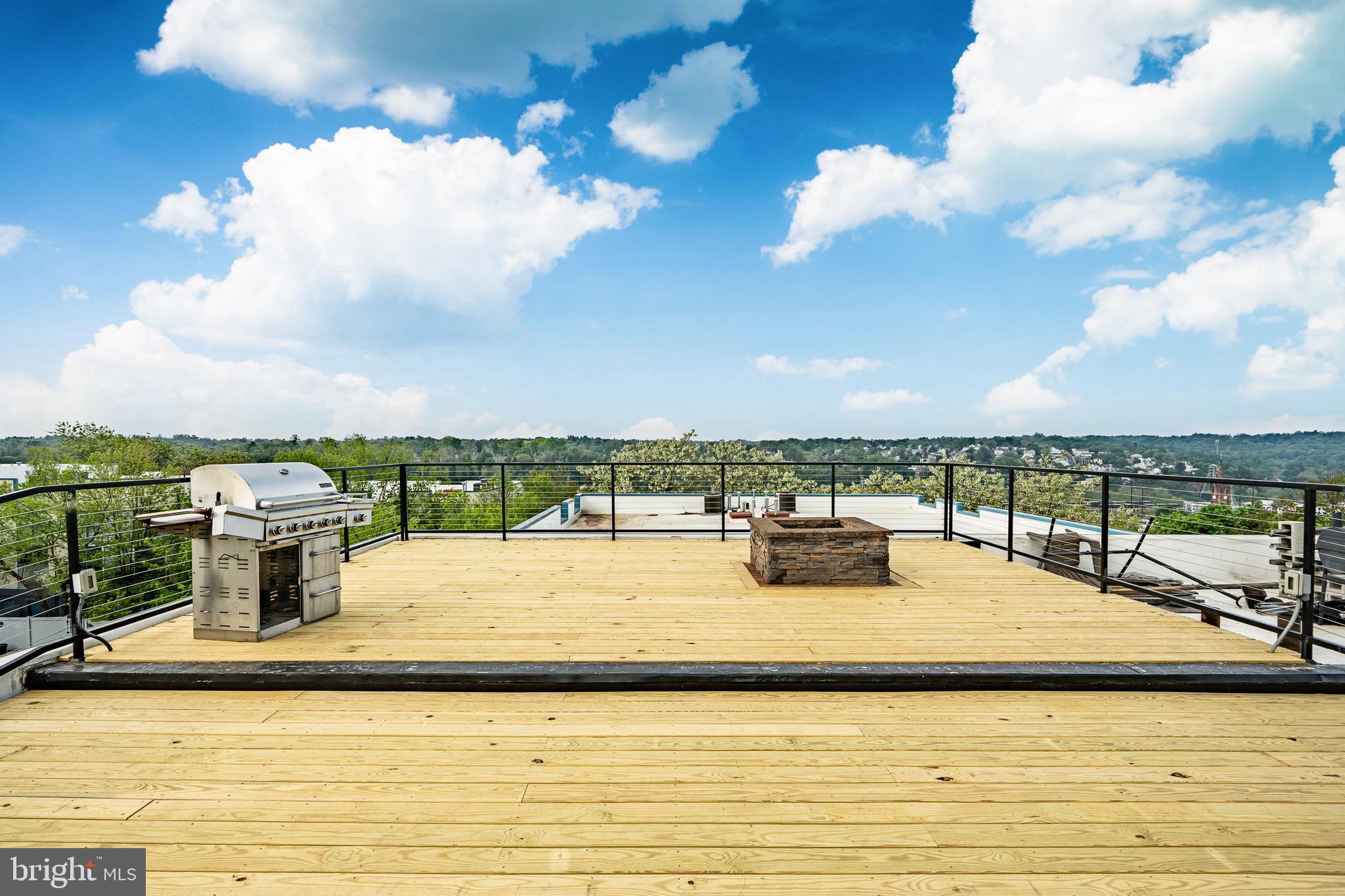 NOB HILL - Residential