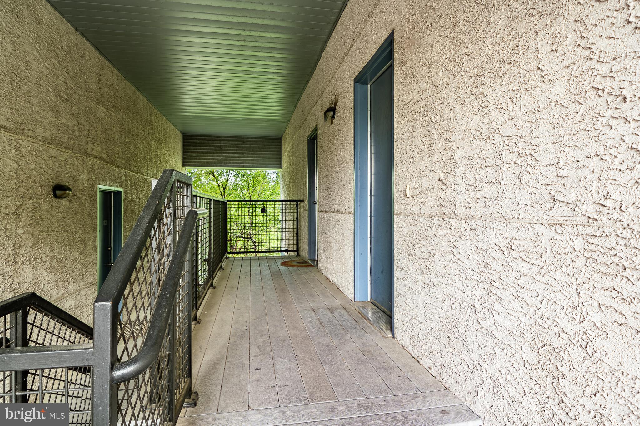 NOB HILL - Residential