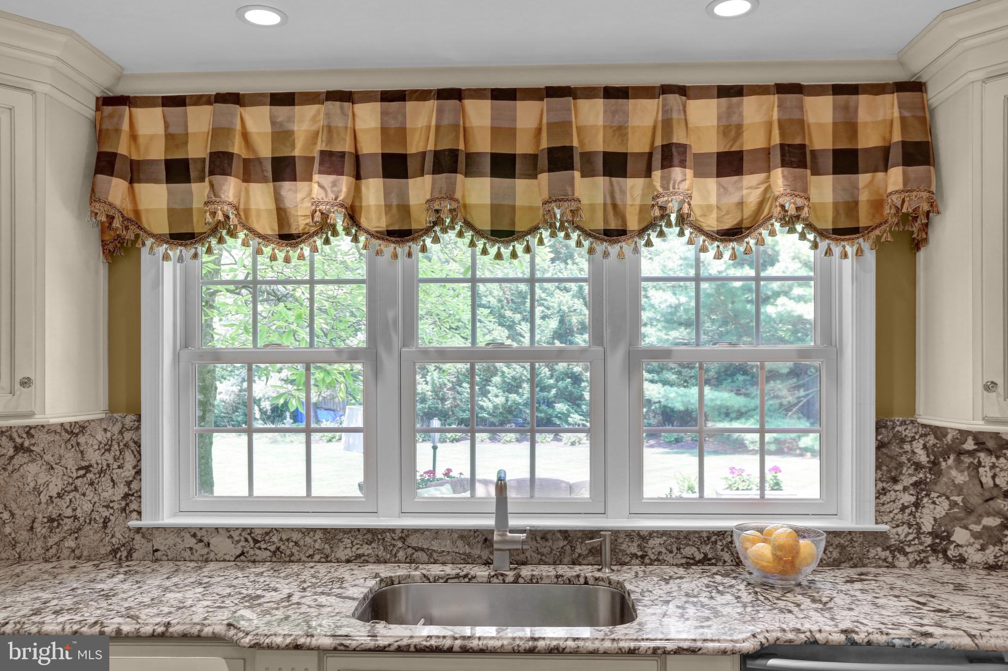 BIRDLAND - Residential