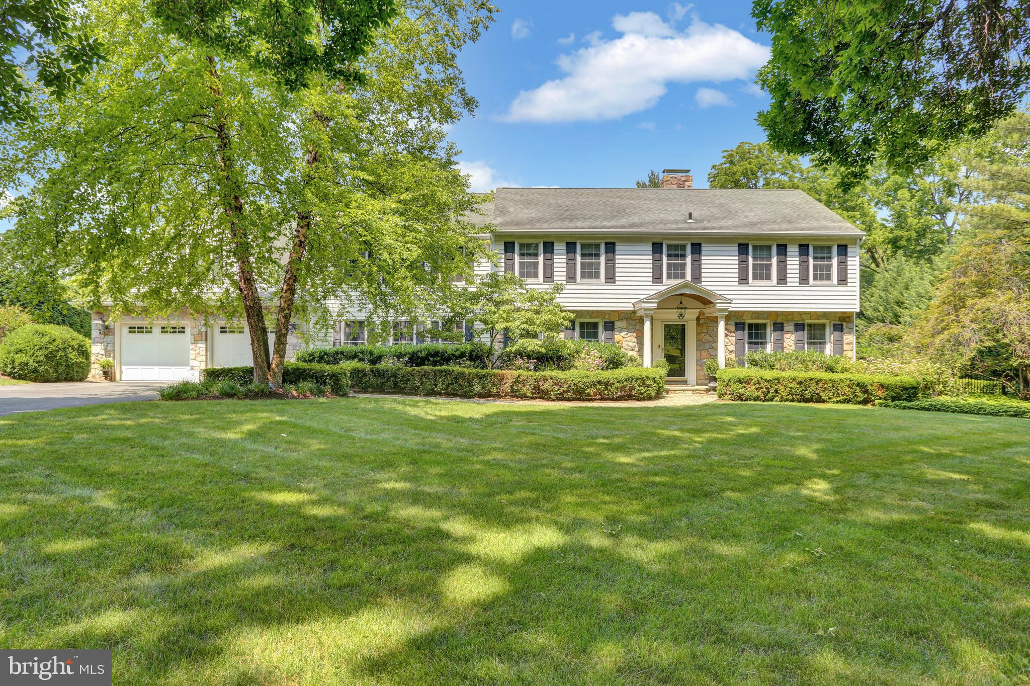 BIRDLAND - Residential