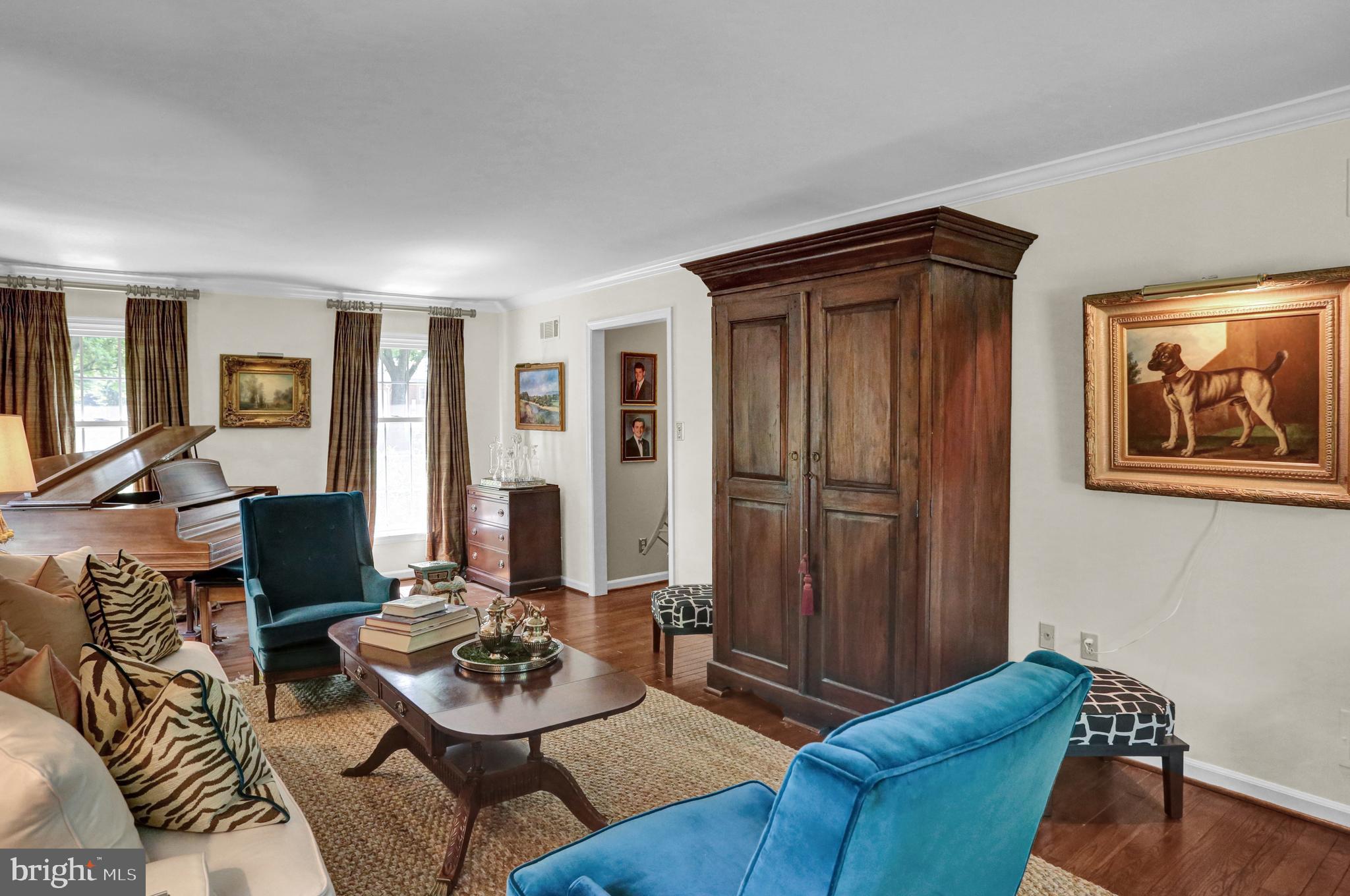 BIRDLAND - Residential