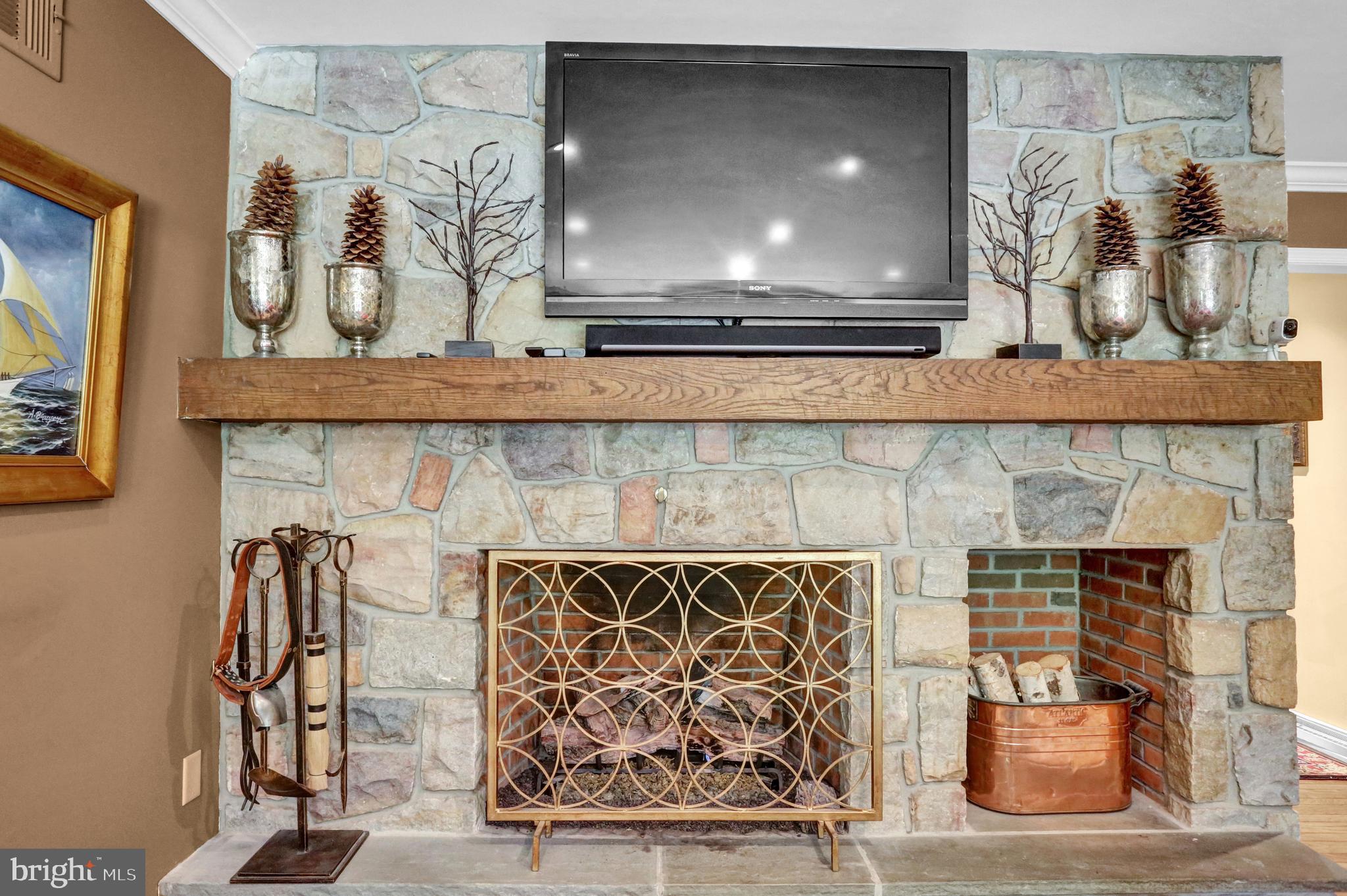 BIRDLAND - Residential