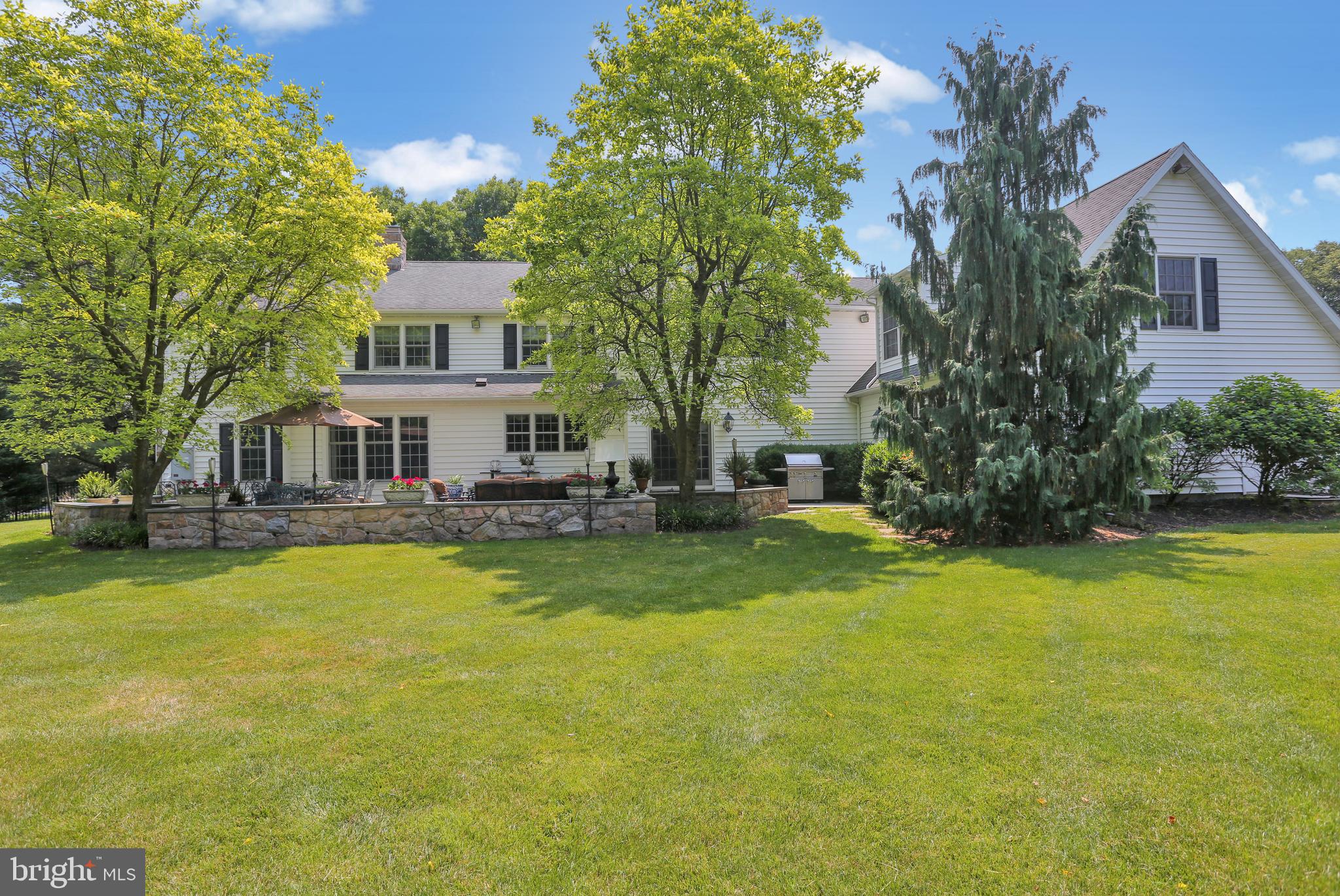 BIRDLAND - Residential