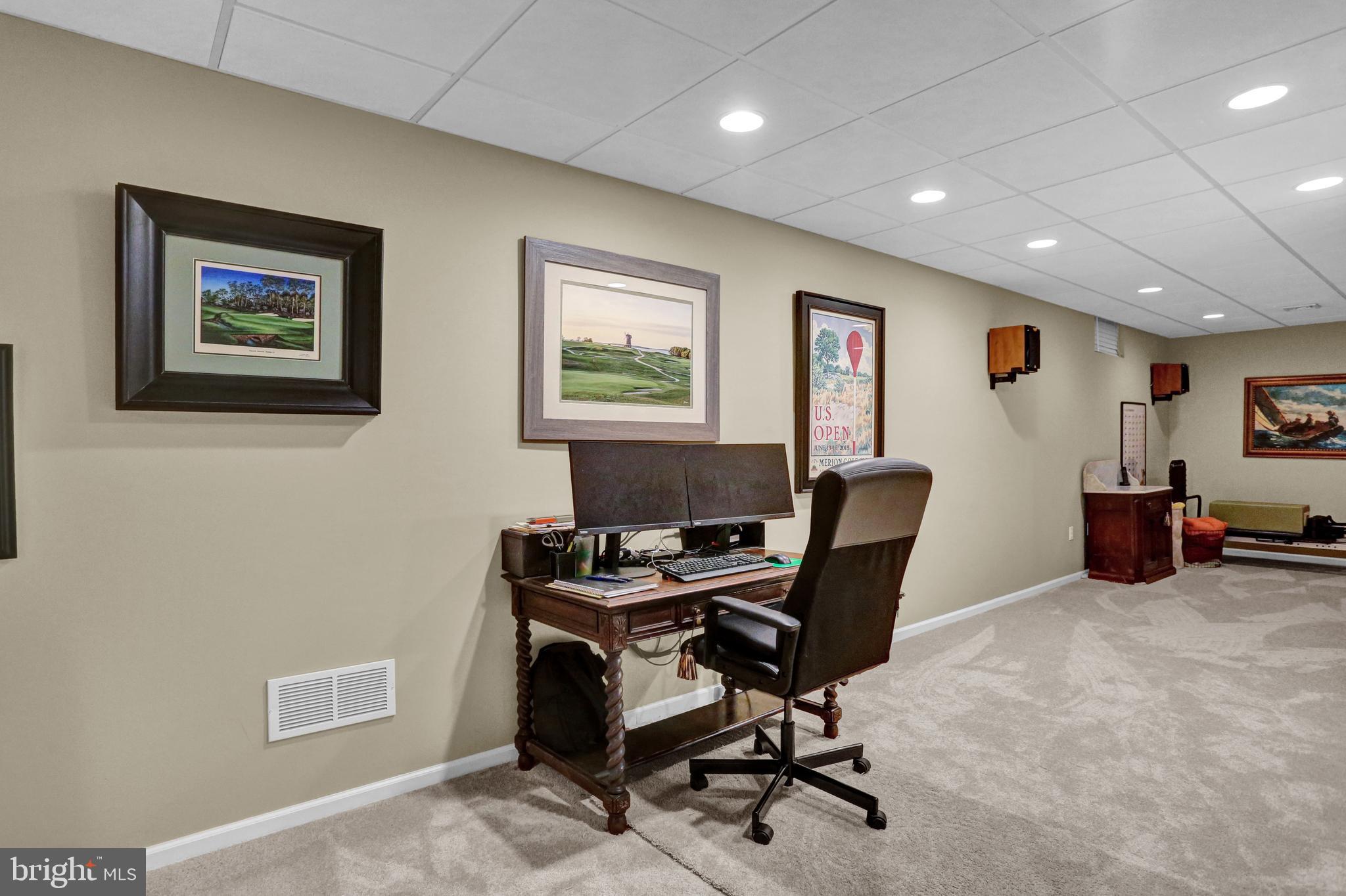 BIRDLAND - Residential