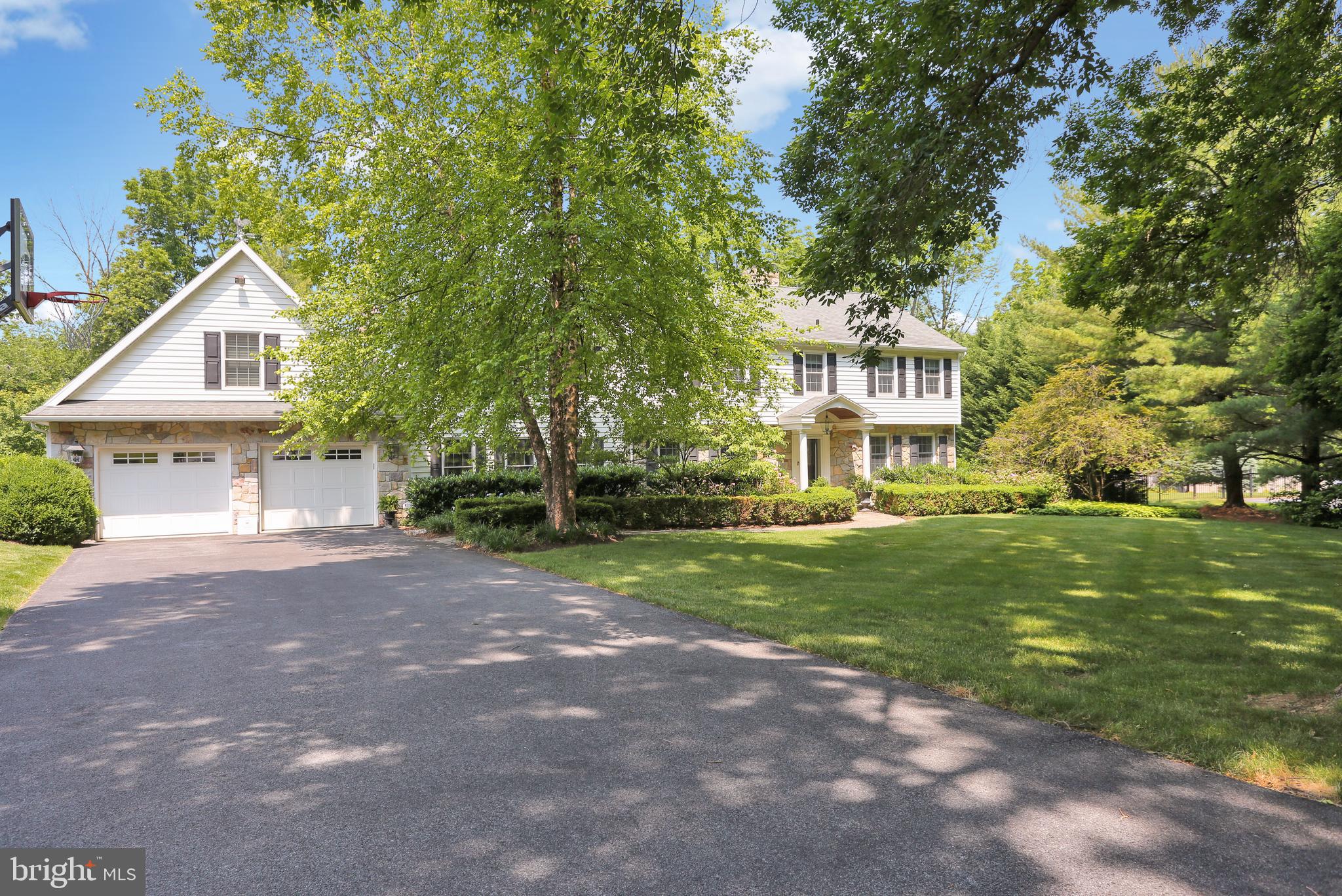 BIRDLAND - Residential