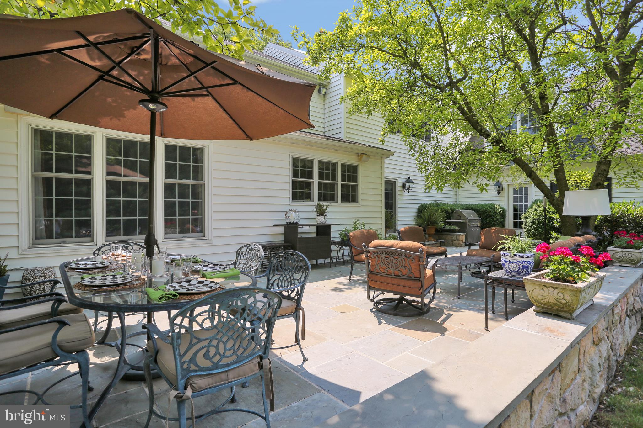 BIRDLAND - Residential