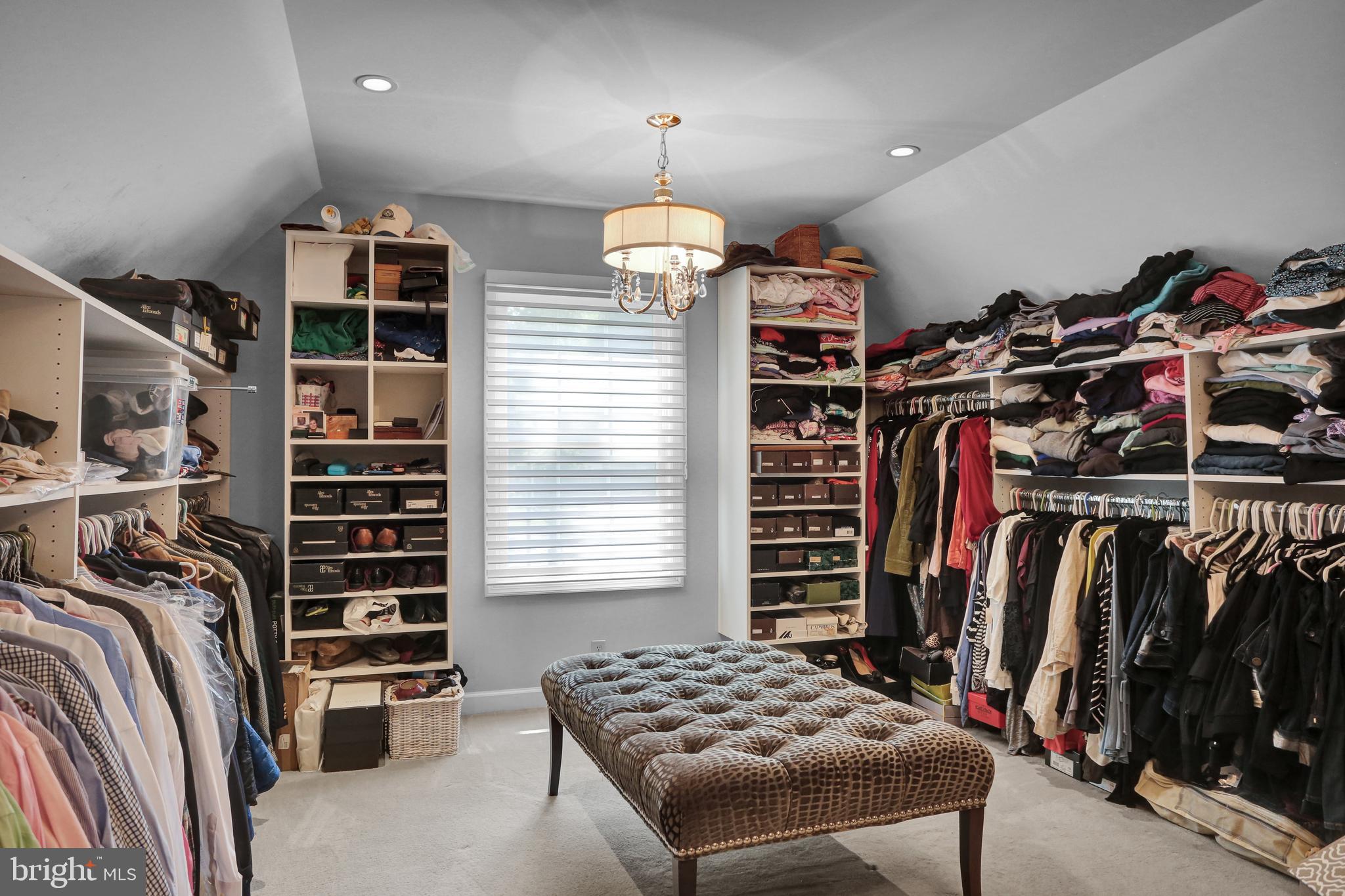 BIRDLAND - Residential