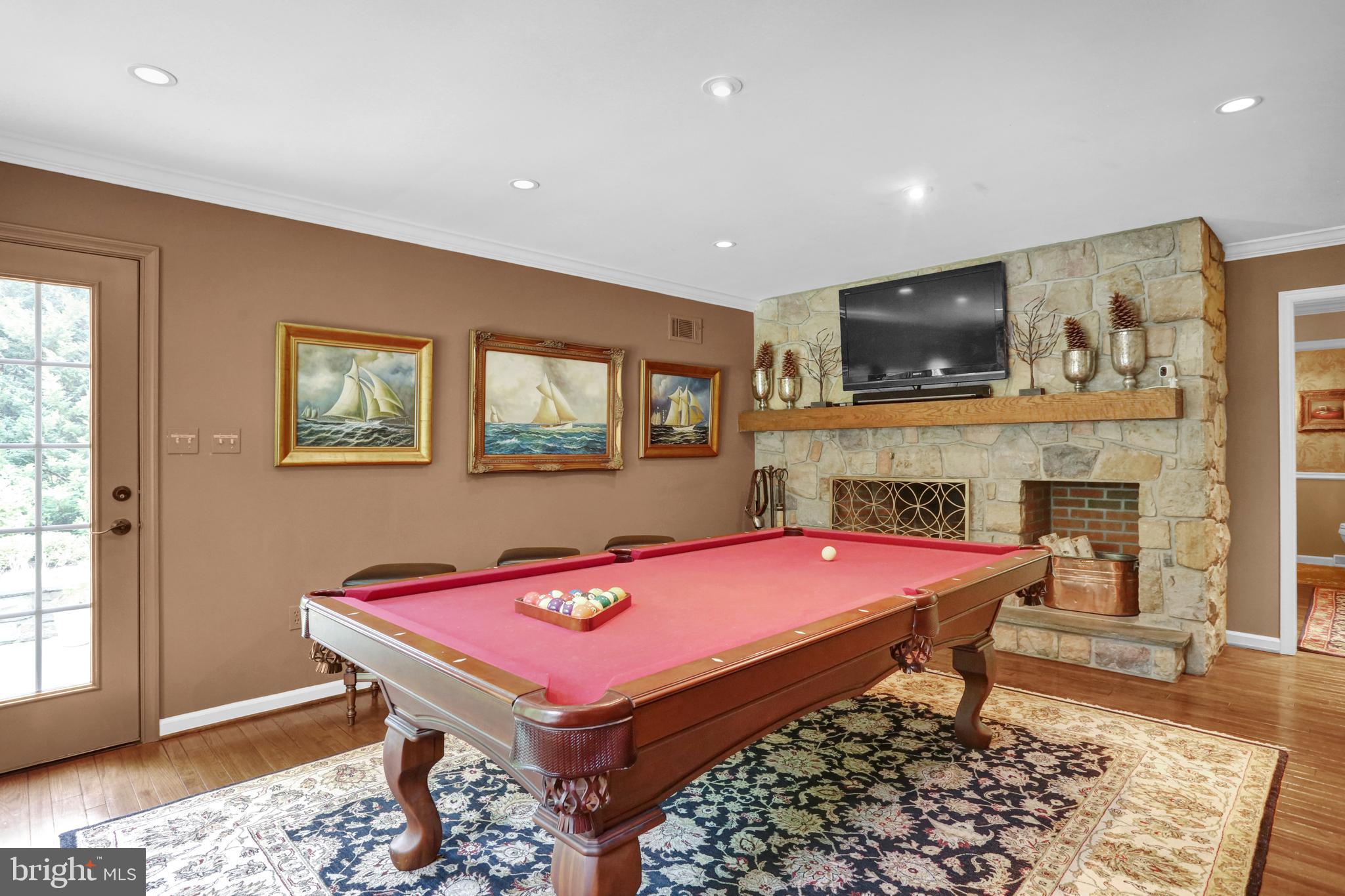 BIRDLAND - Residential